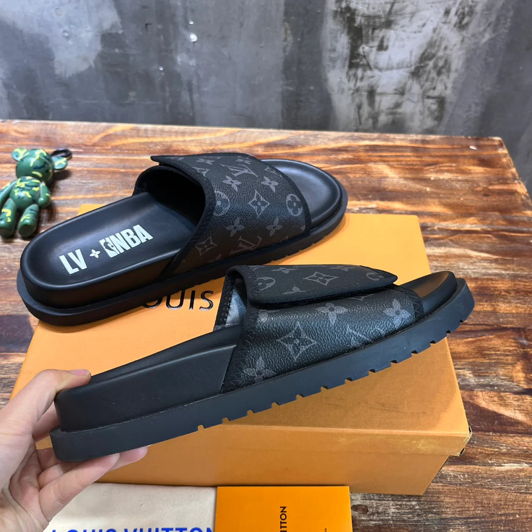 LV SANDAL