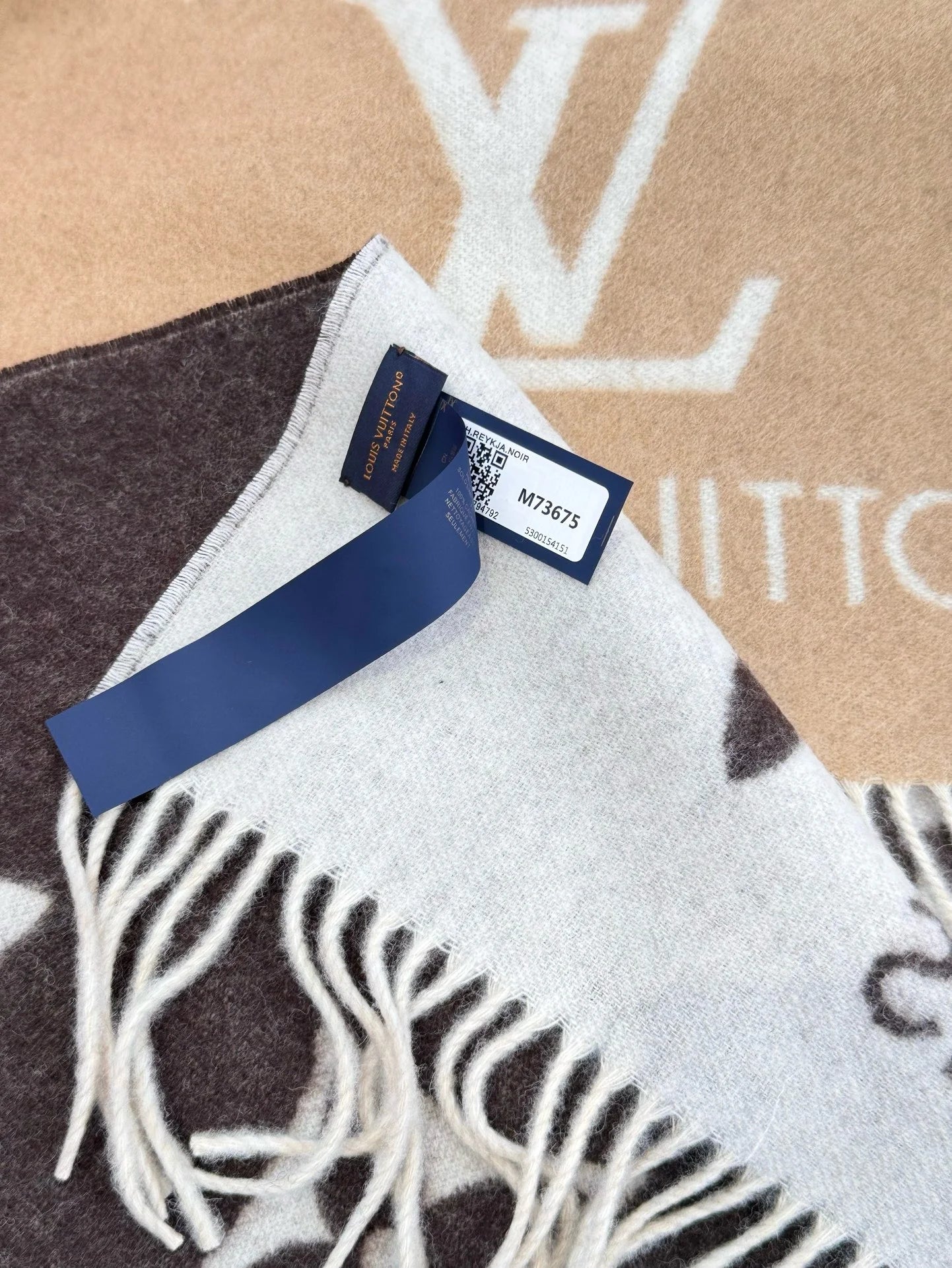 LV SCARF