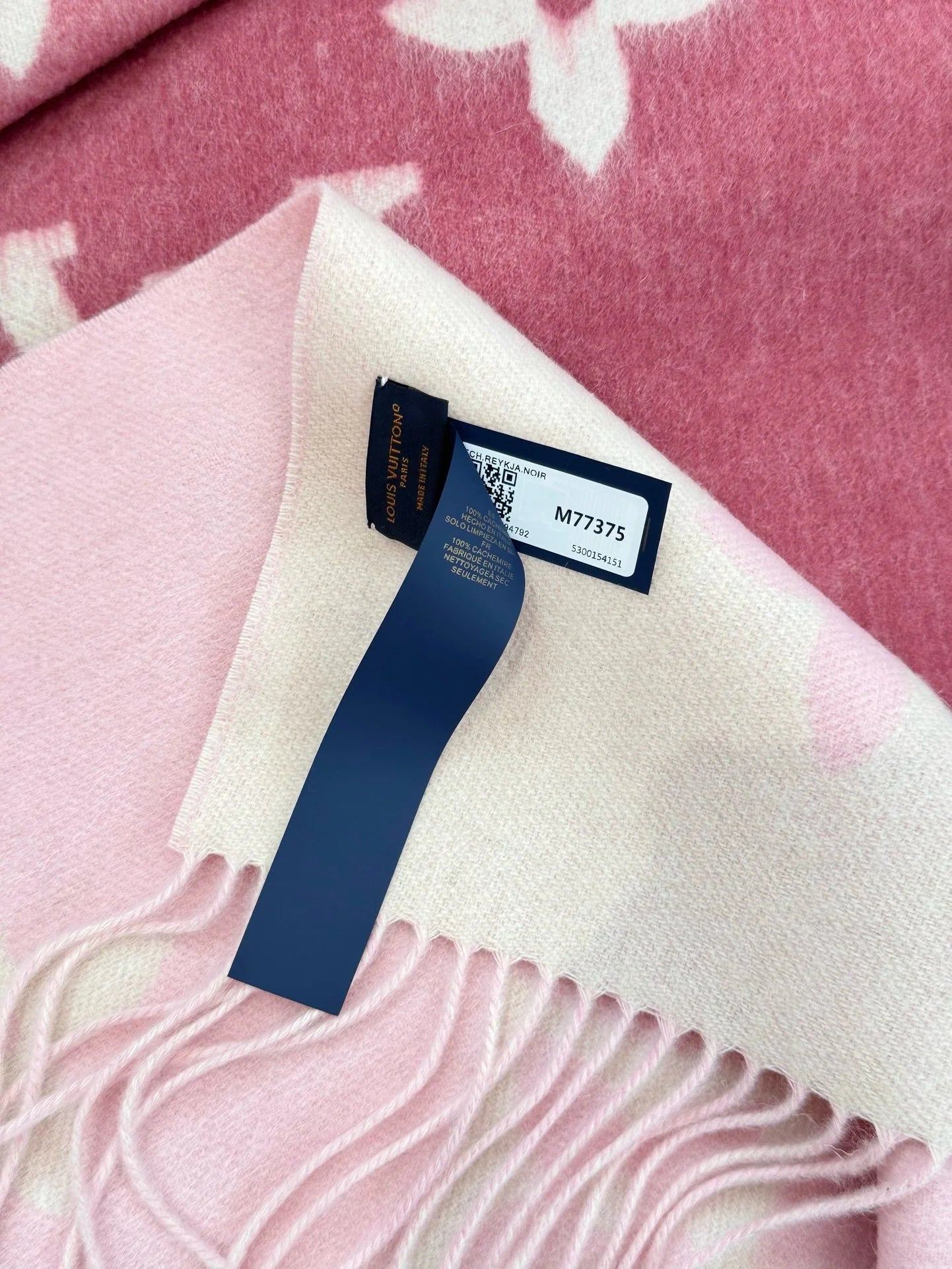 LV SCARF
