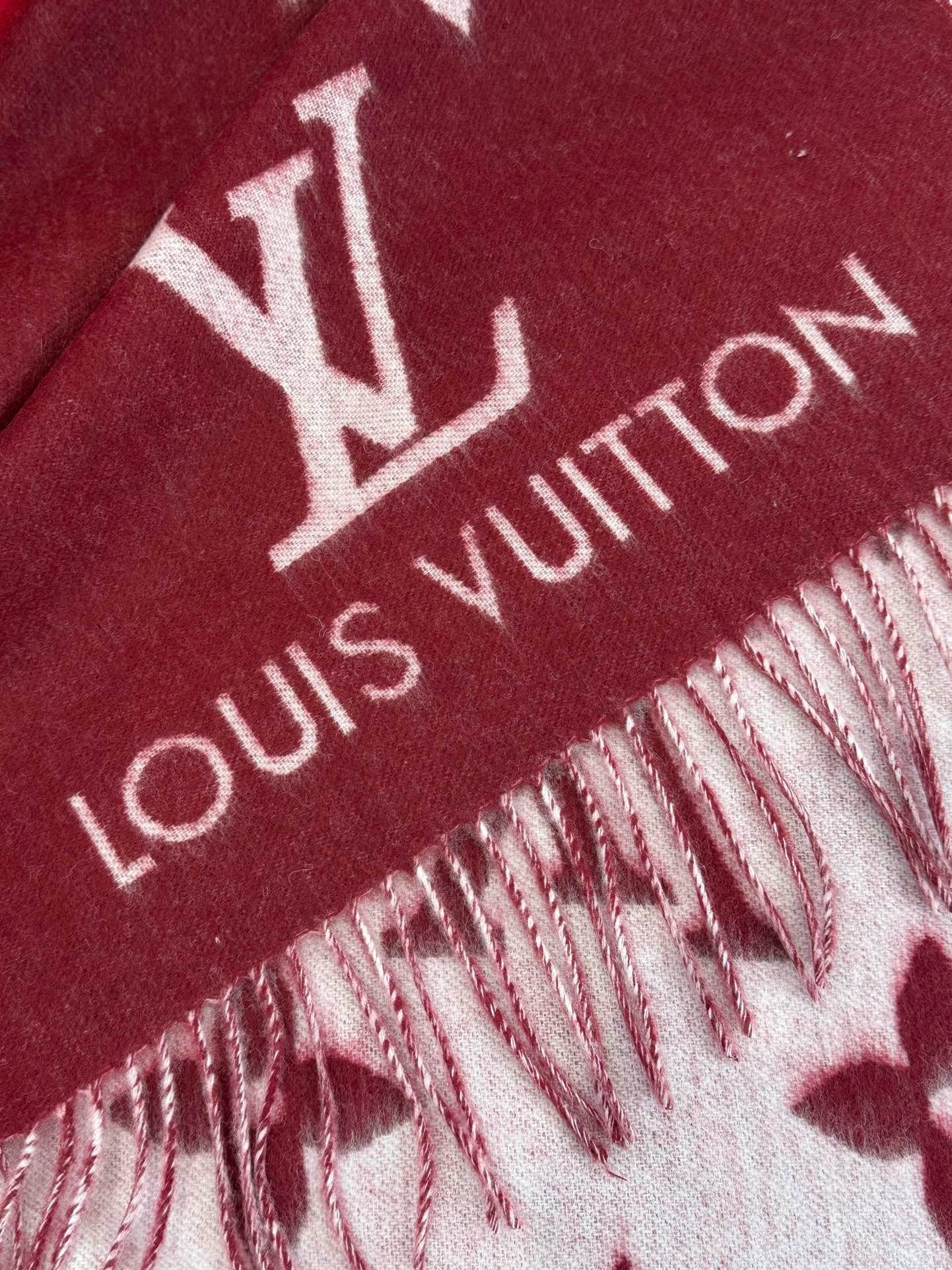 LV SCARF