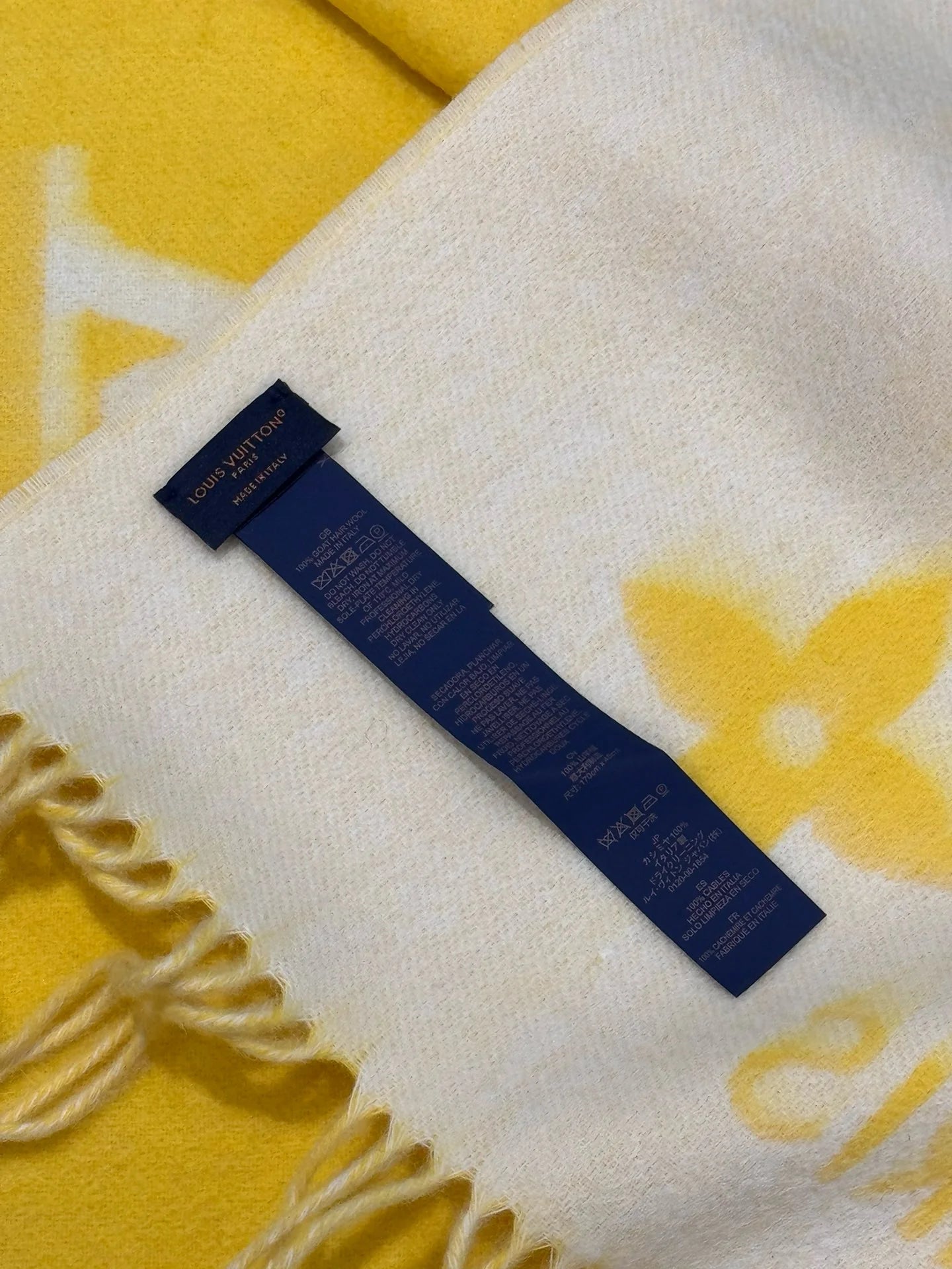 LV SCARF