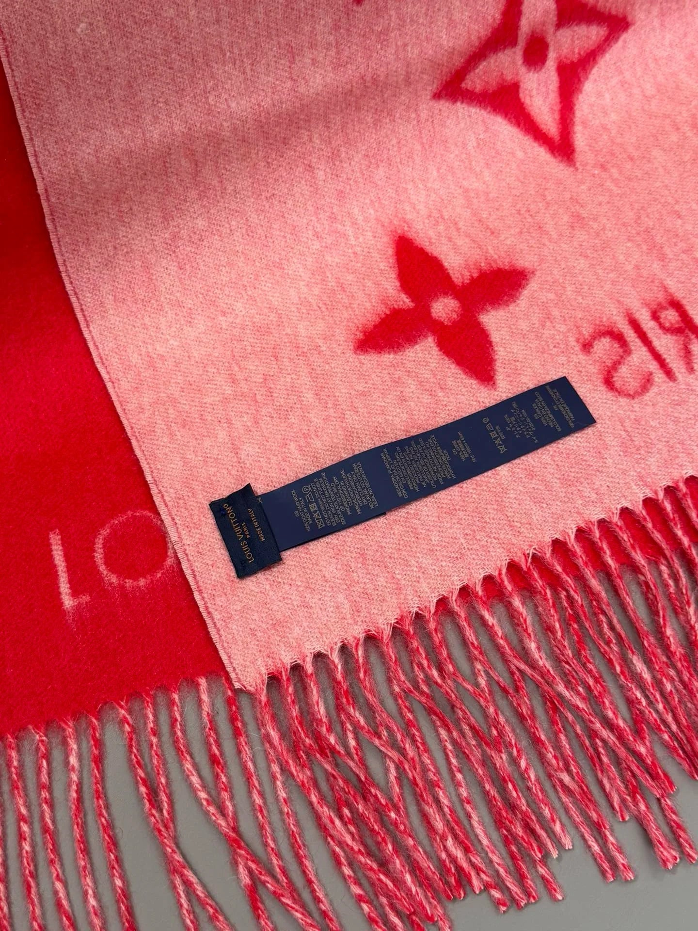 LV SCARF