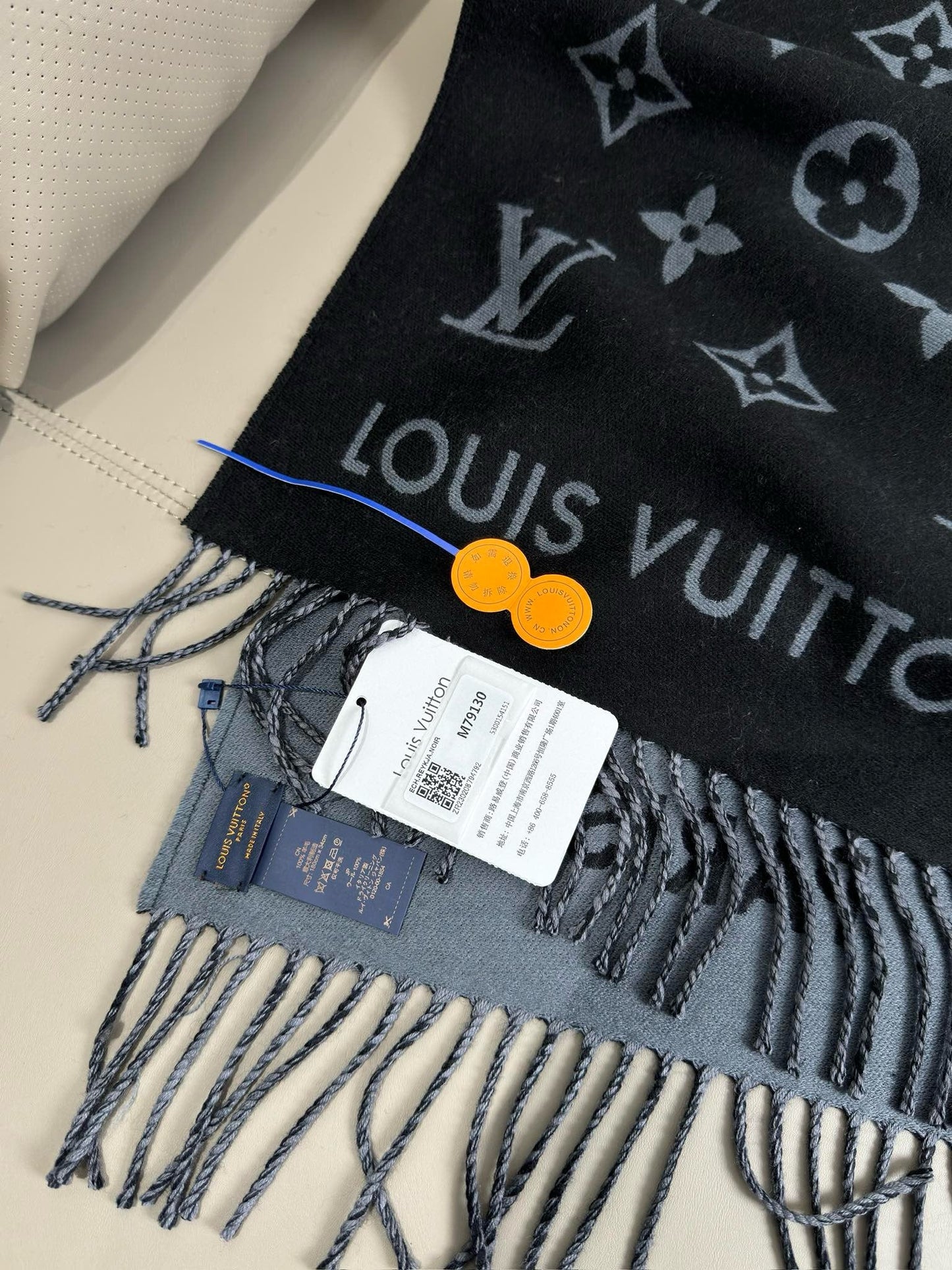 LV SCARF