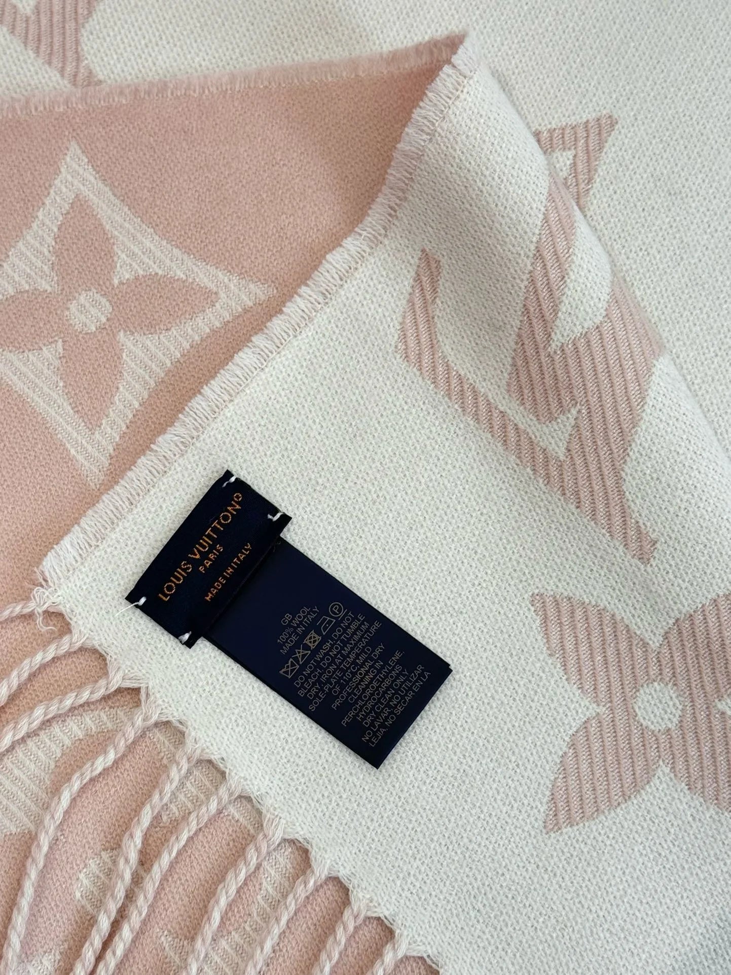 LV SCARF