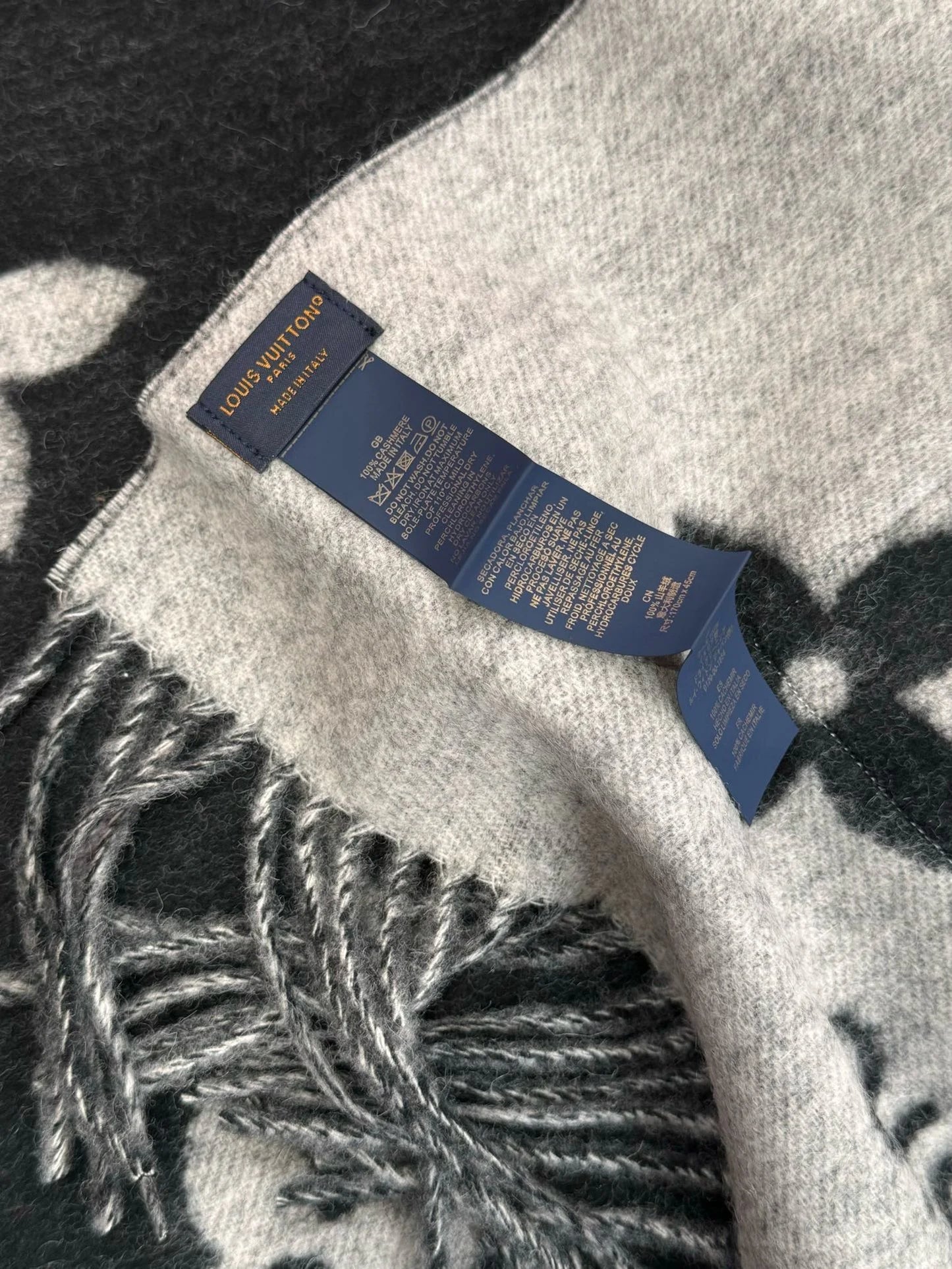 LV SCARF