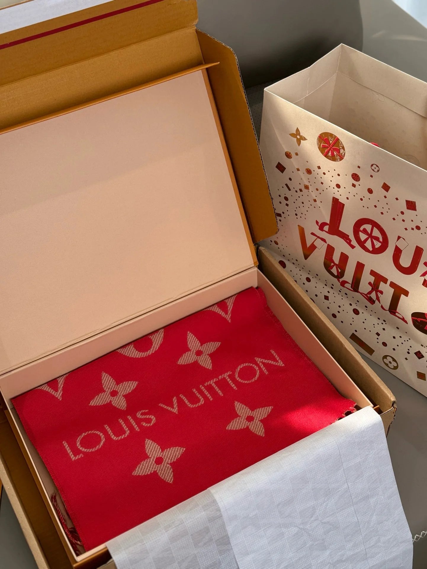 LV SCARF