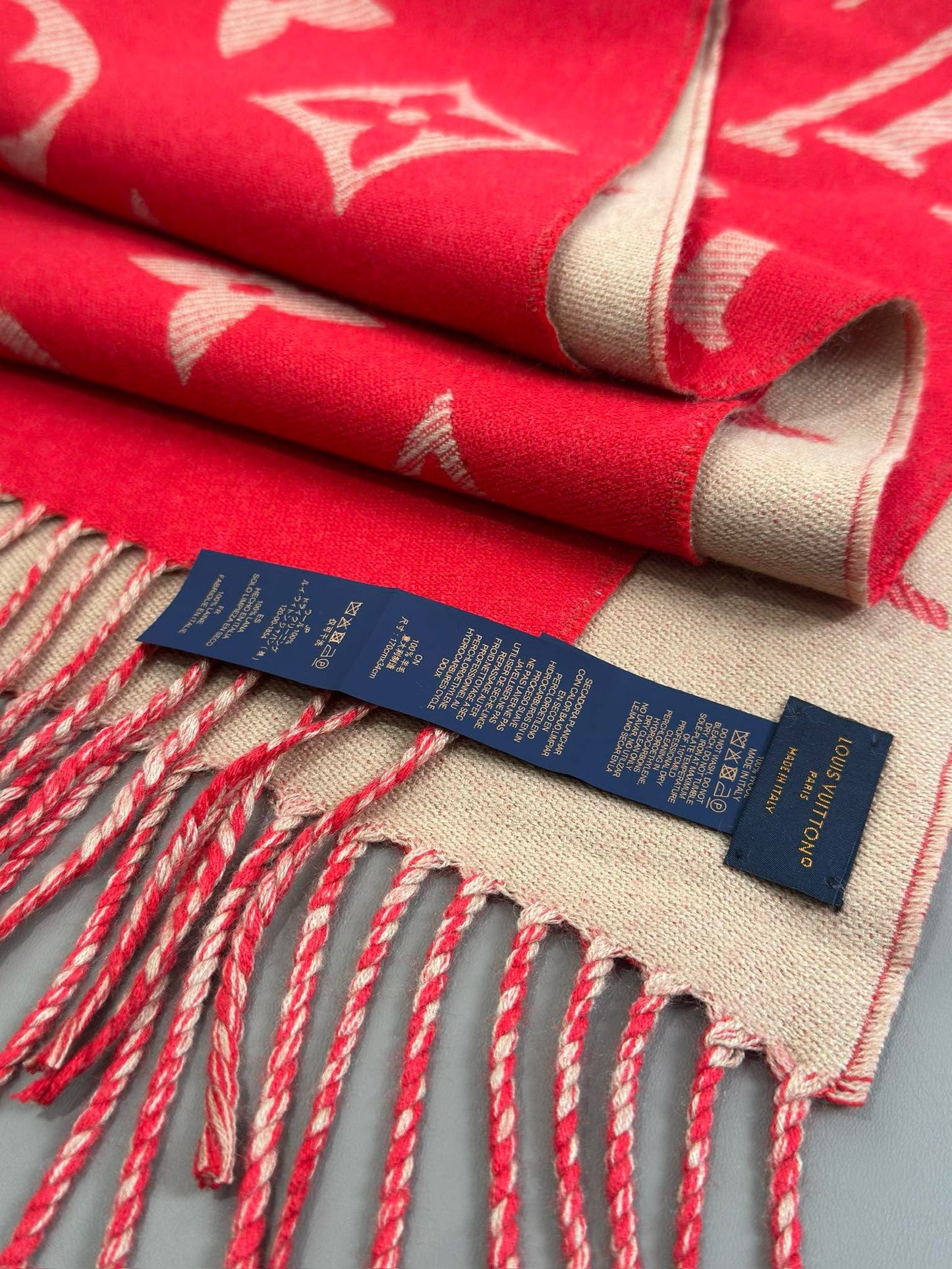LV SCARF
