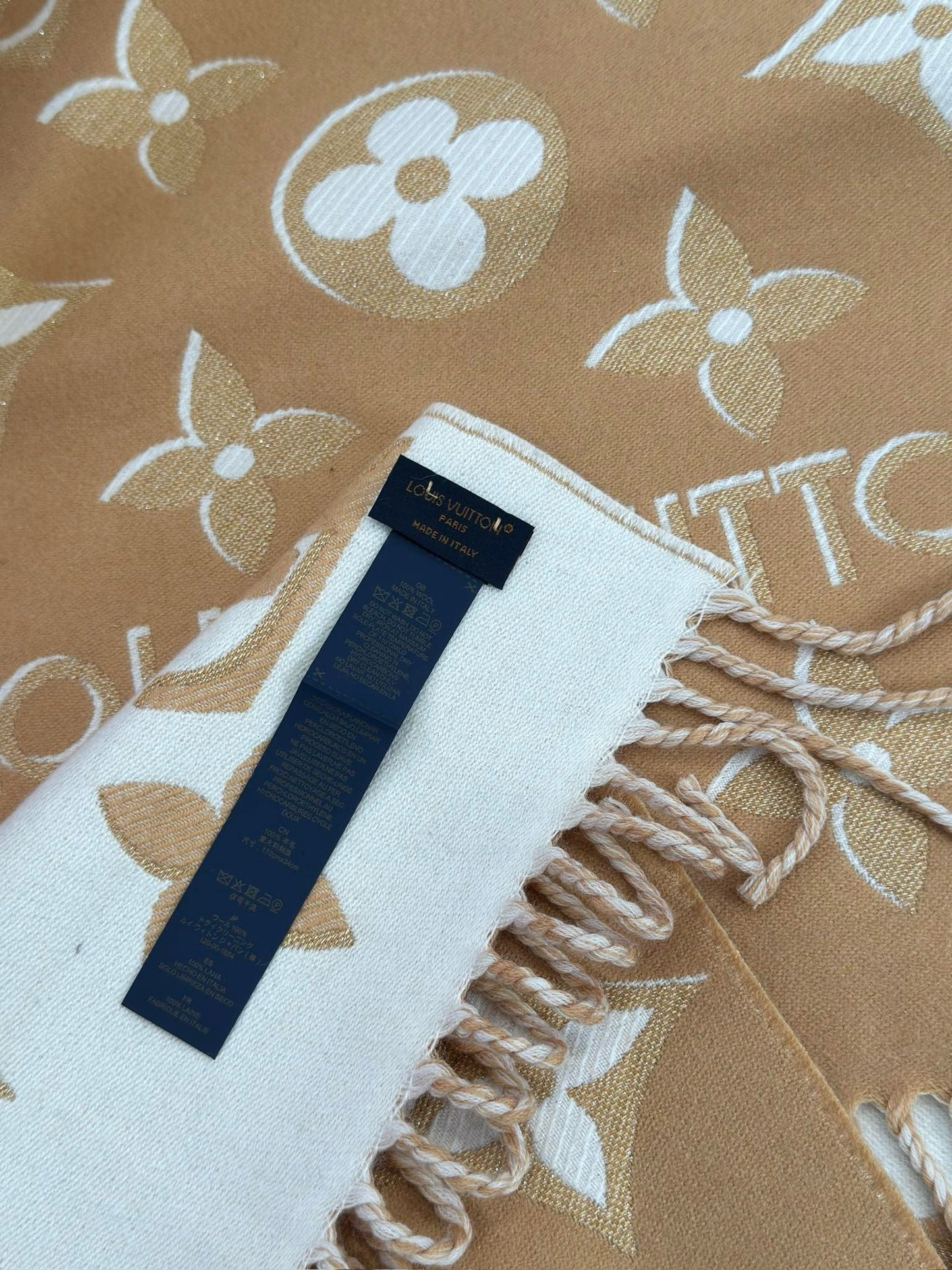 LV SCARF