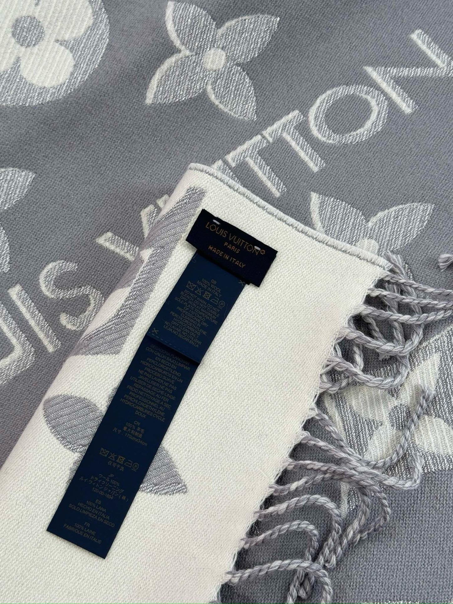 LV SCARF