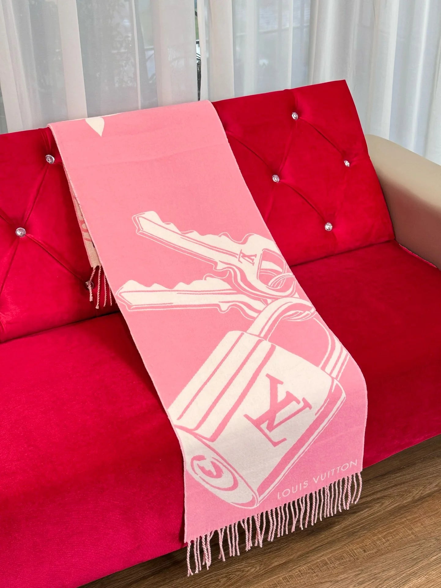 LV SCARF