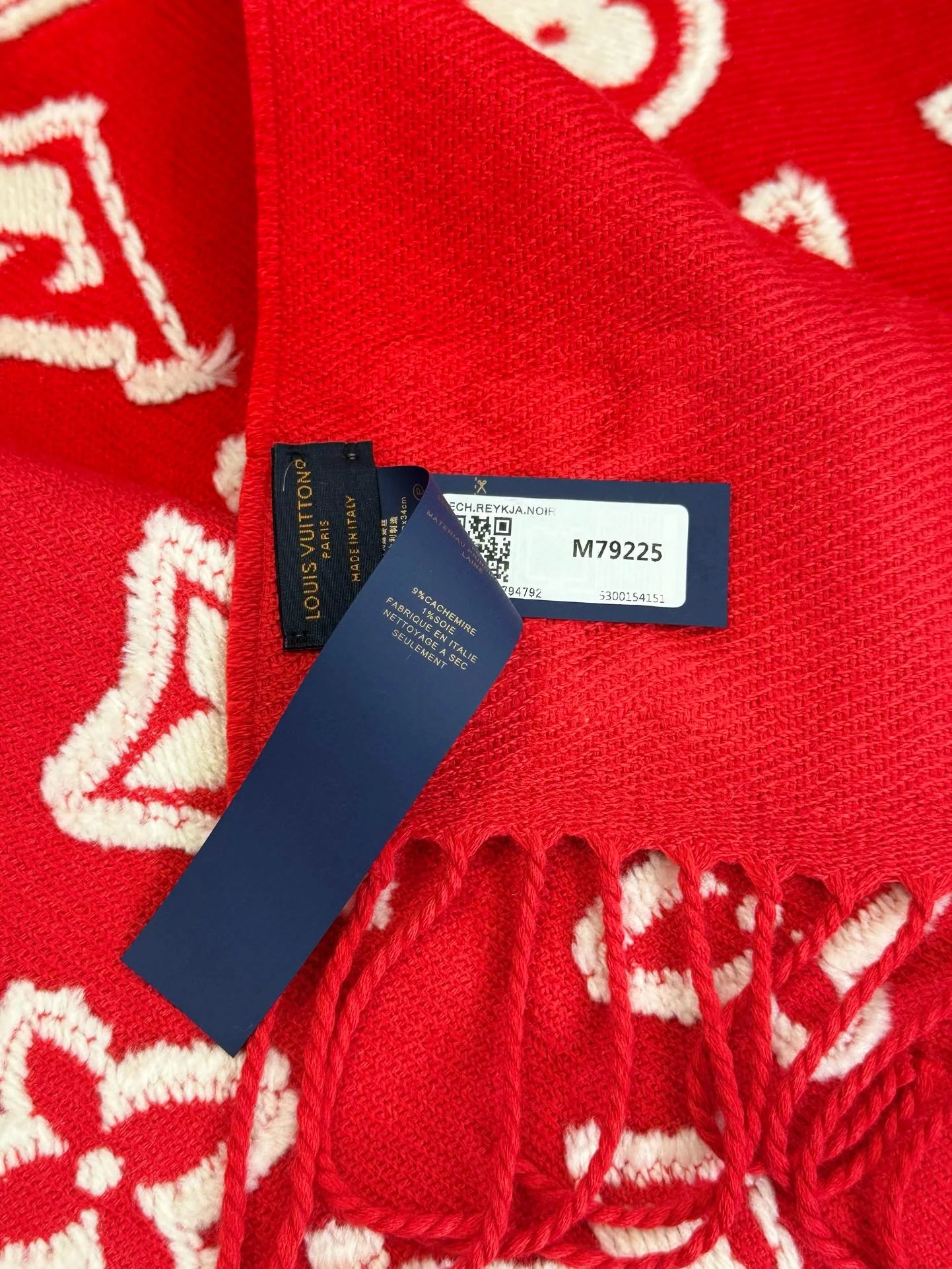 LV SCARF
