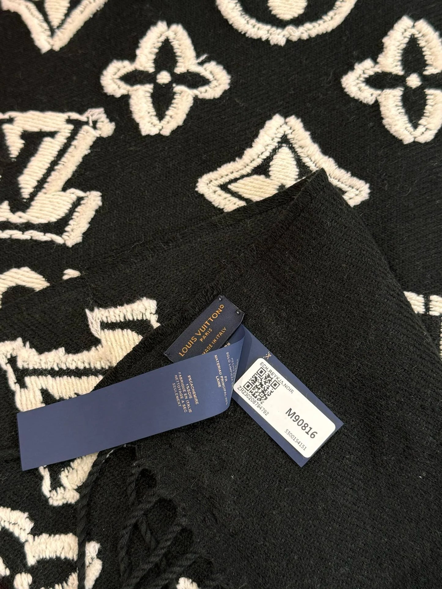 LV SCARF