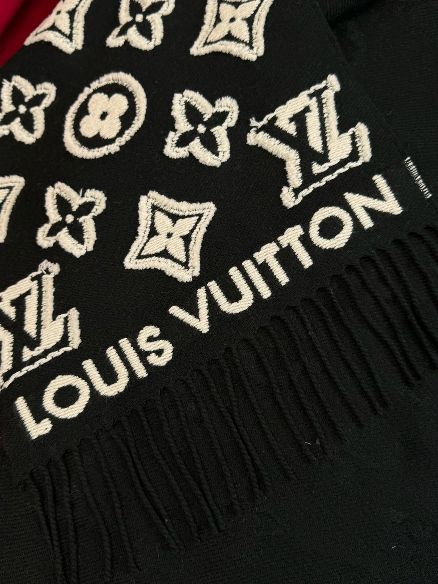 LV SCARF