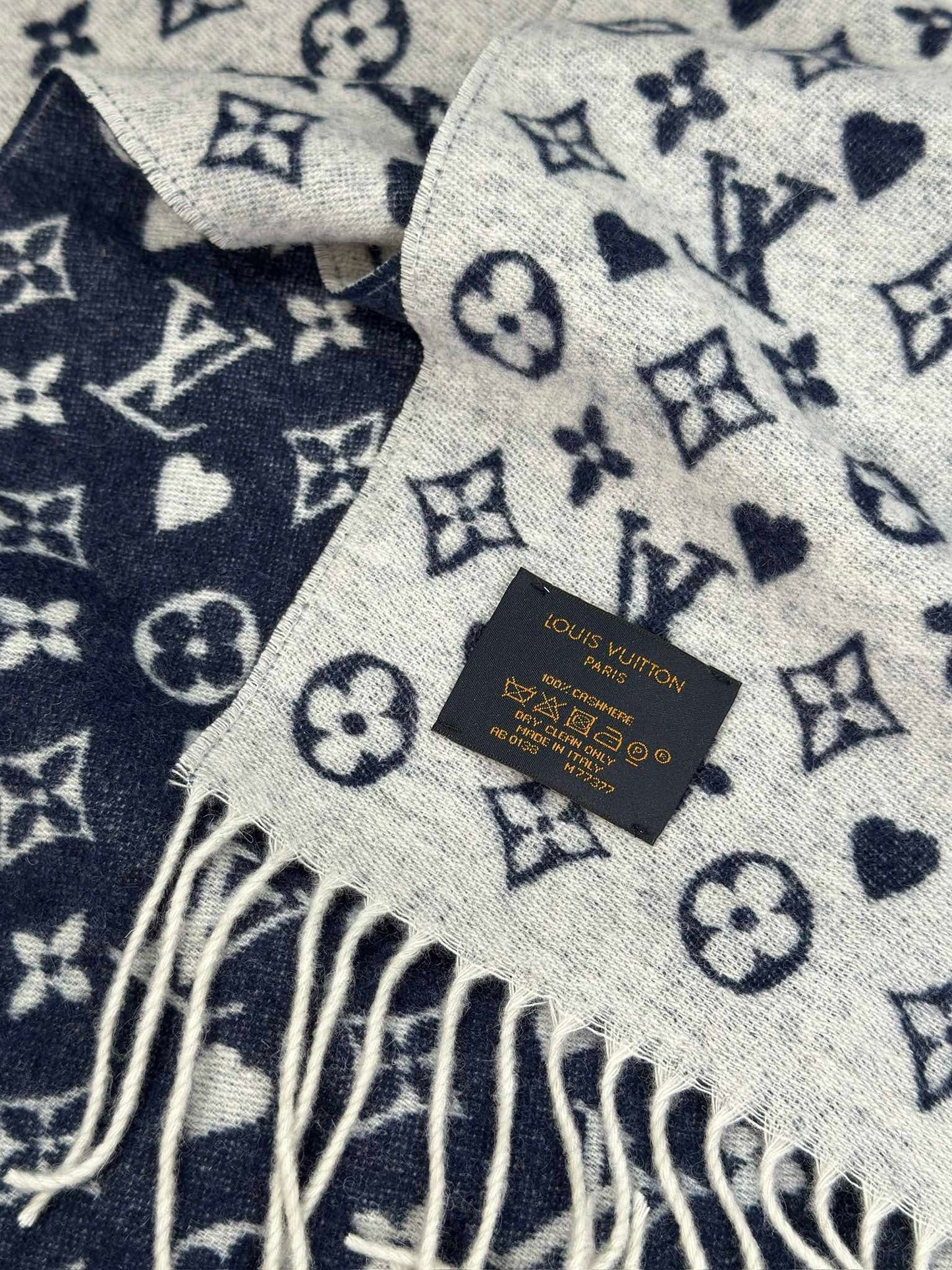 LV SCARF