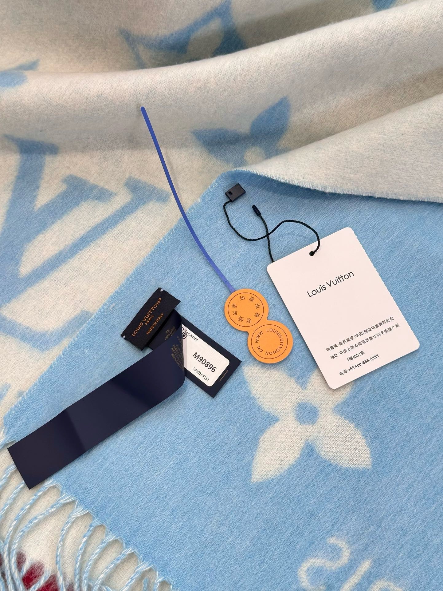 LV SCARF