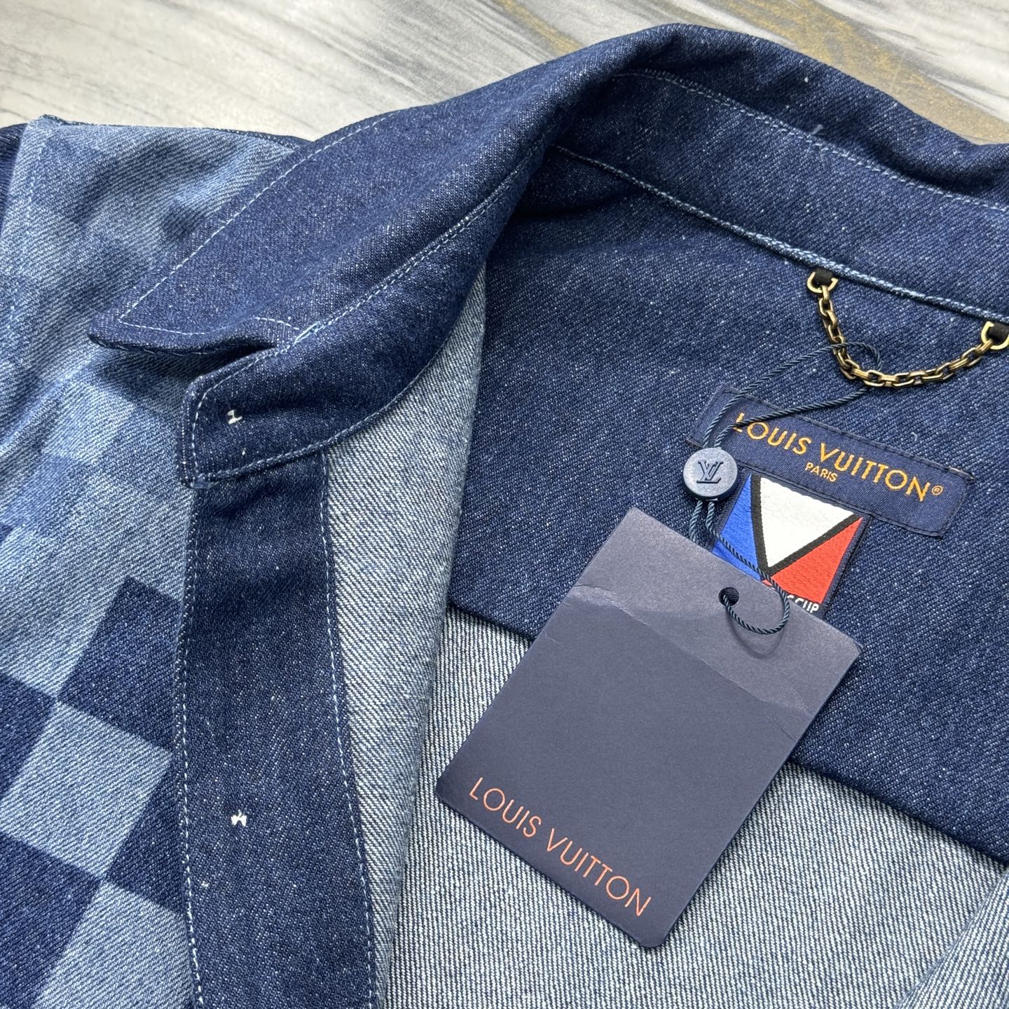 LV SHIRT
