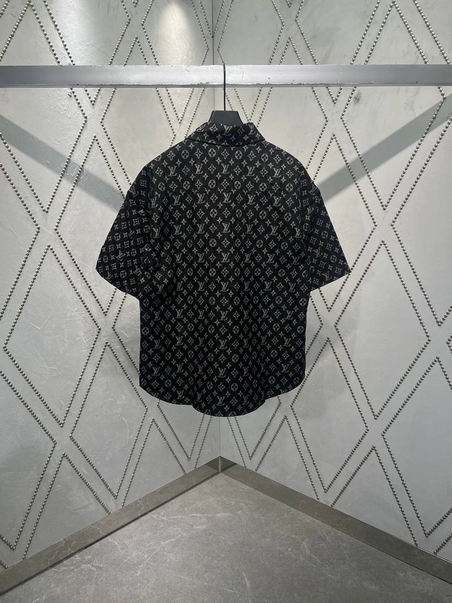 LV SHIRT