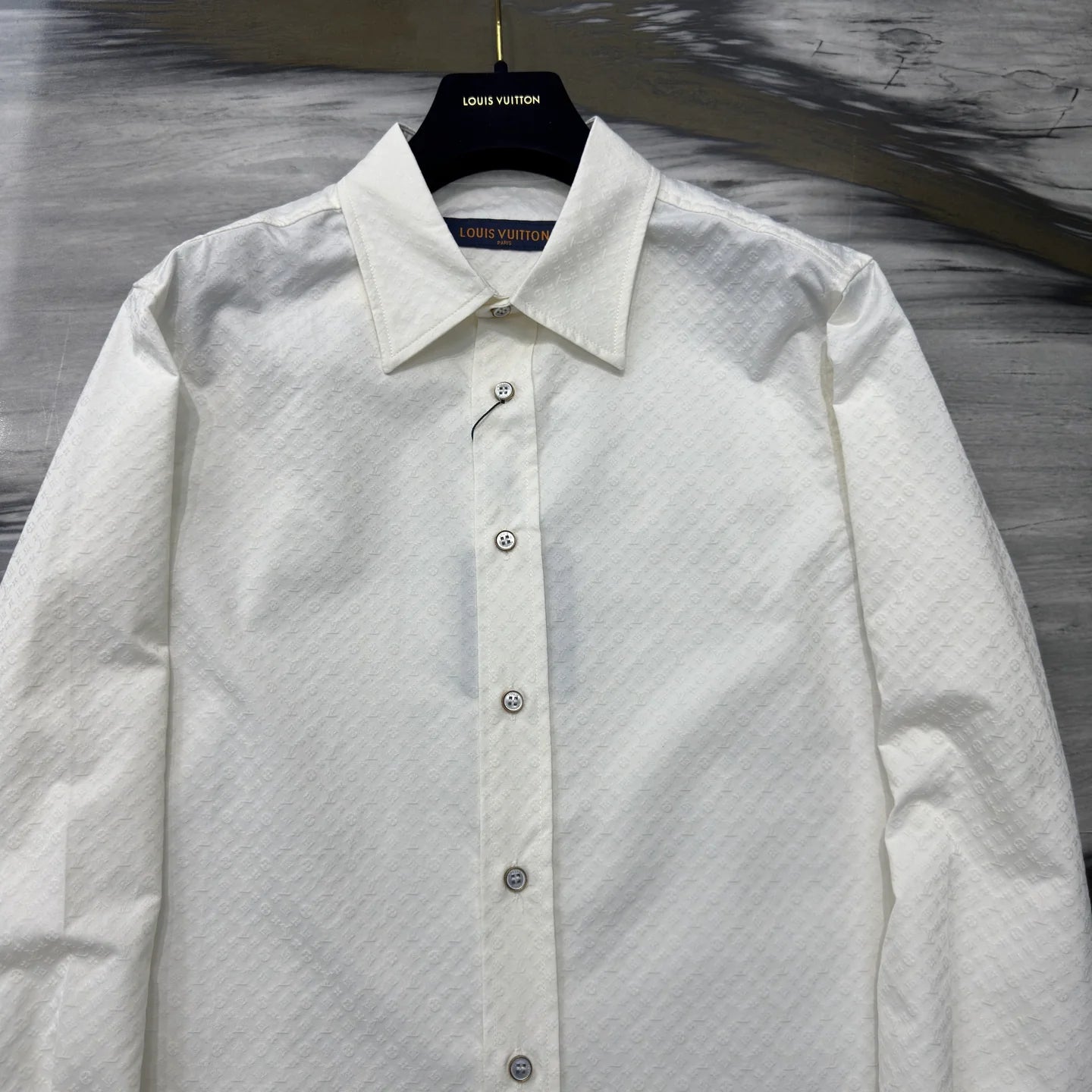 LV SHIRT