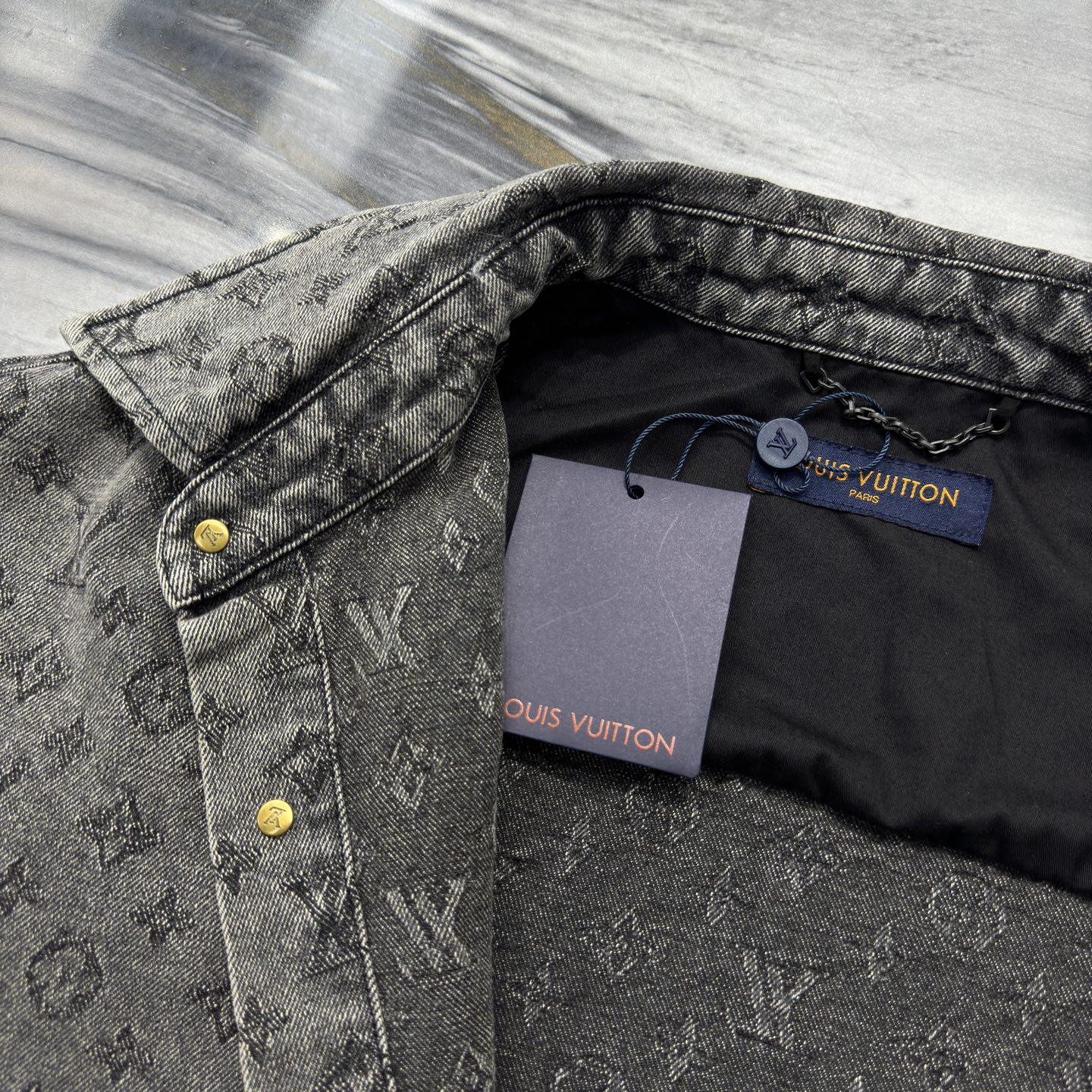 LV SHIRT