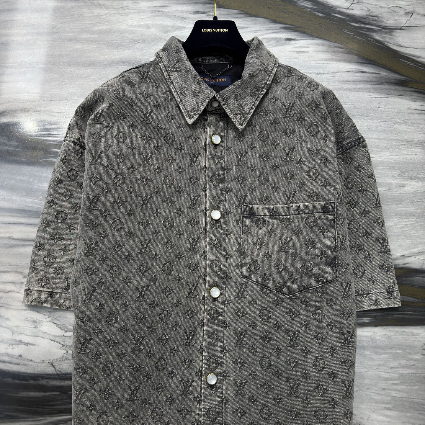 LV SHIRT