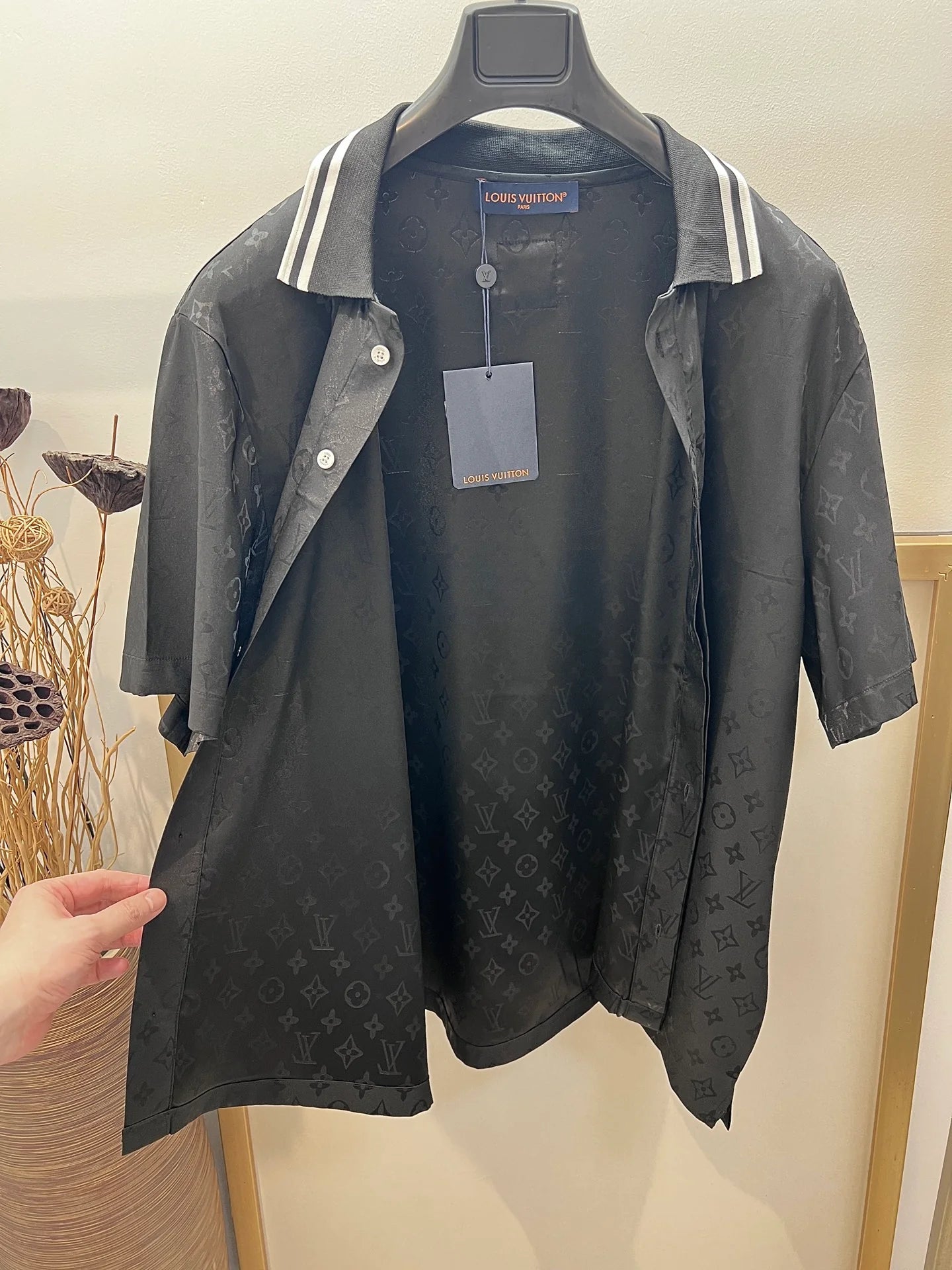 LV SHIRT