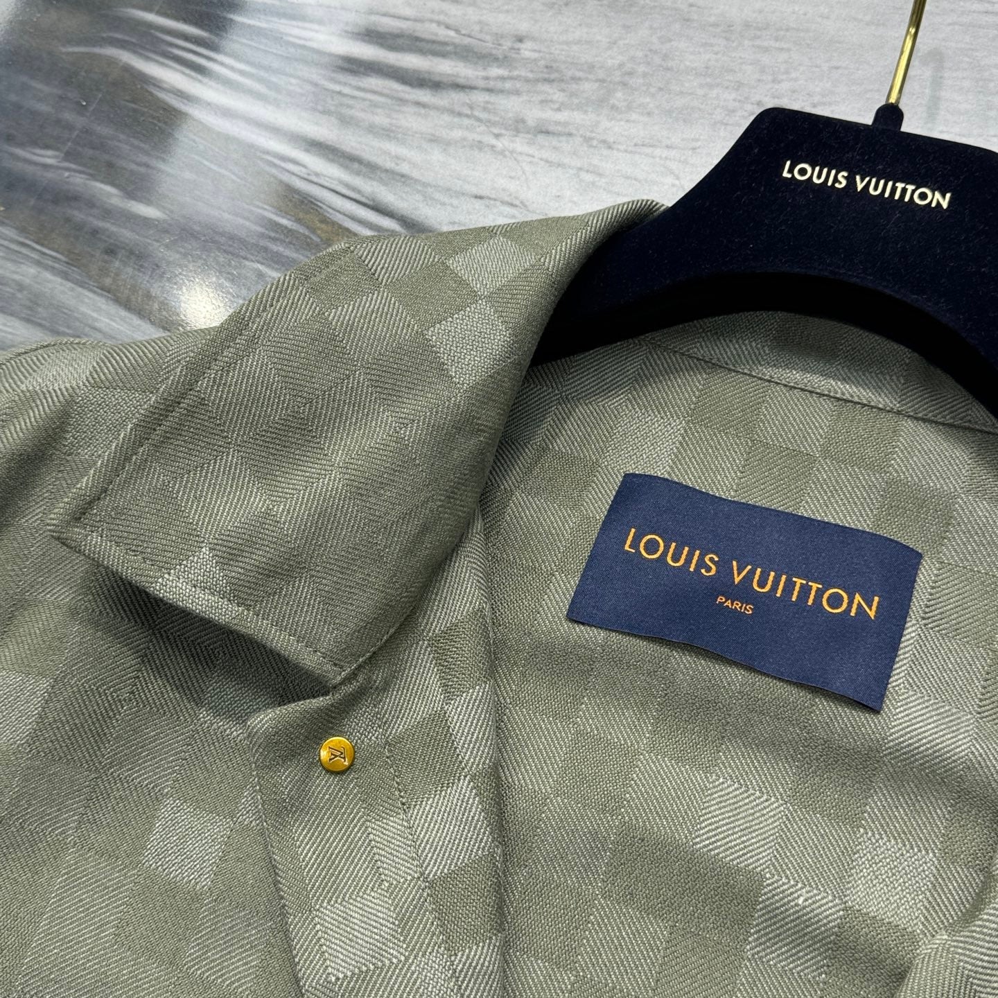LV SHIRT