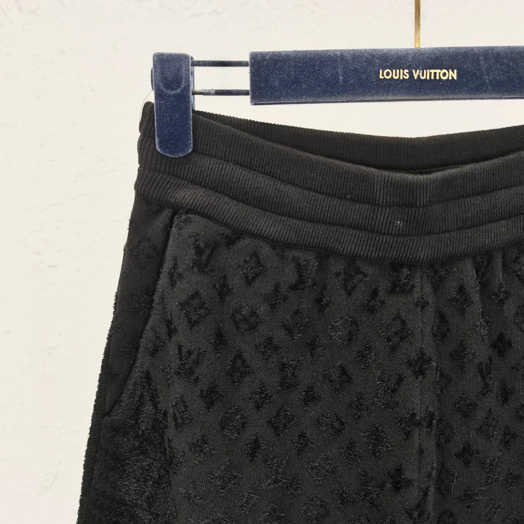 LV SHORTS