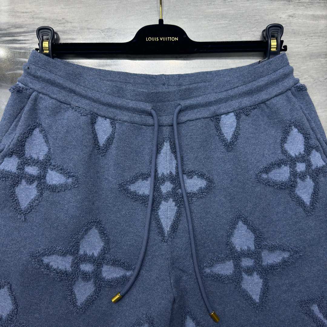 LV SHORTS