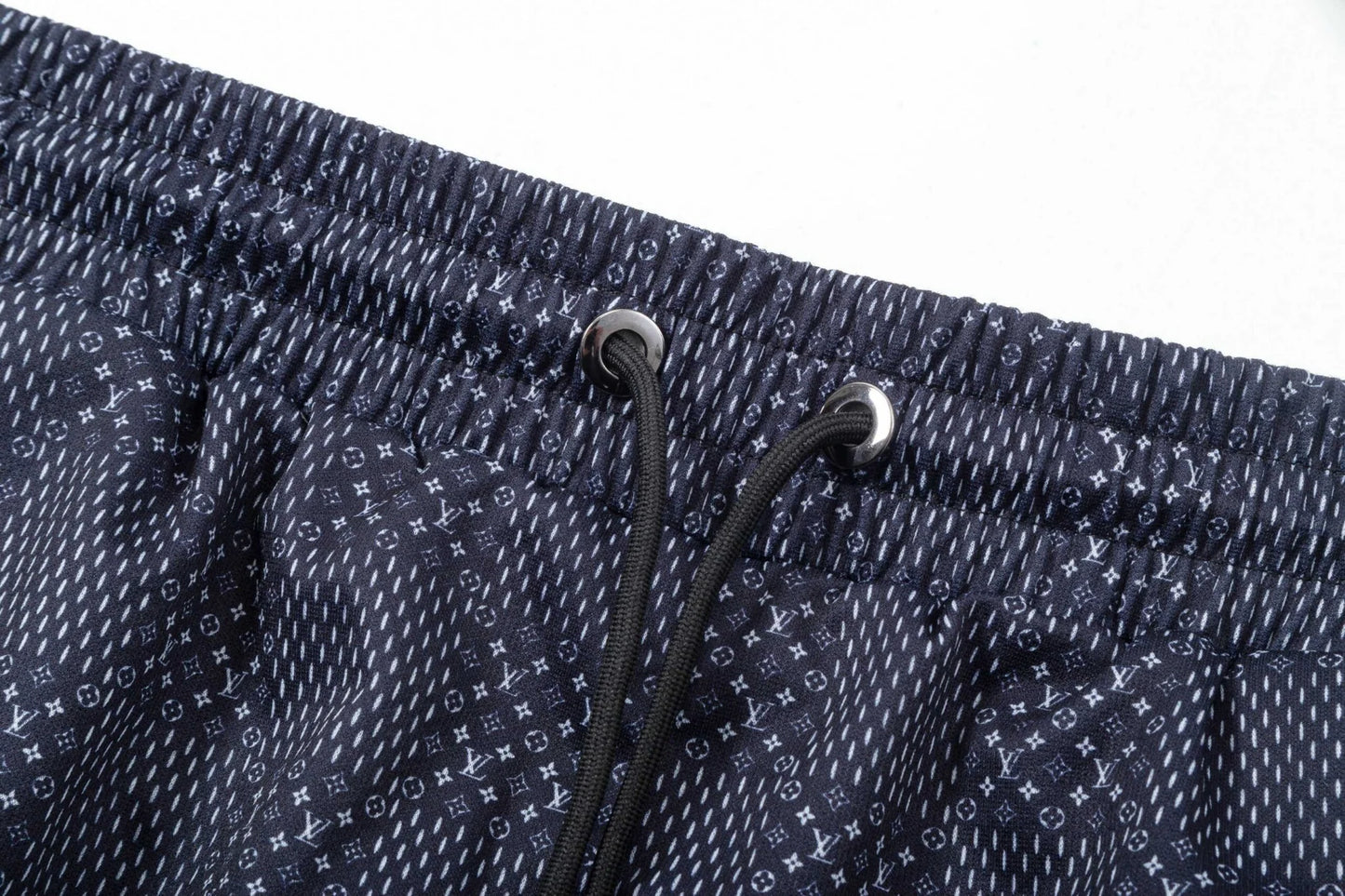 LV SHORTS