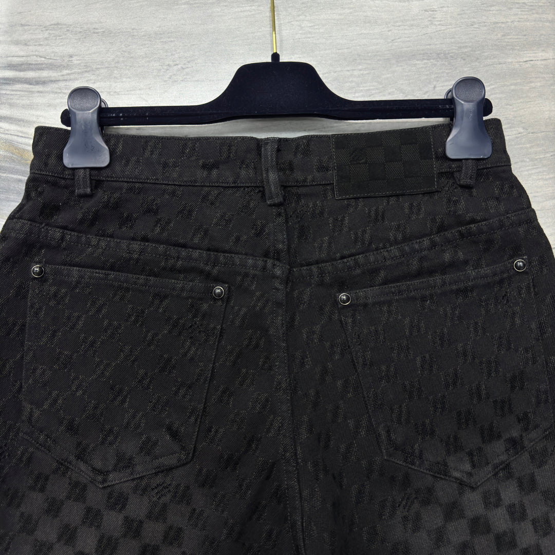 LV SHORTS
