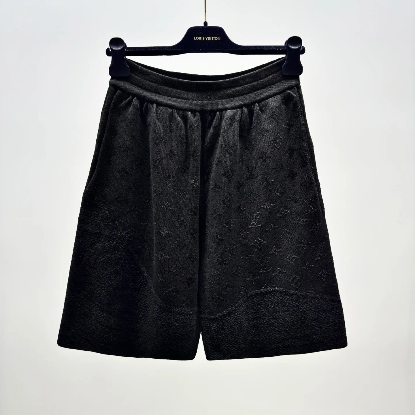 LV SHORTS