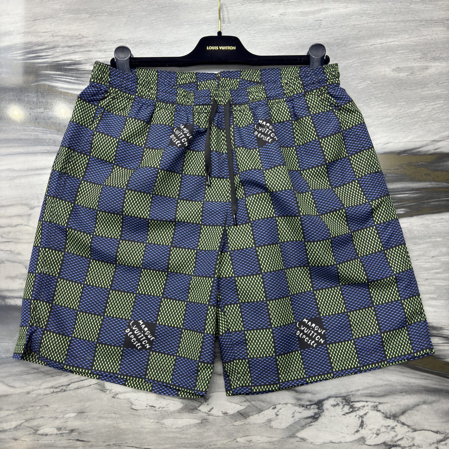 LV SHORTS