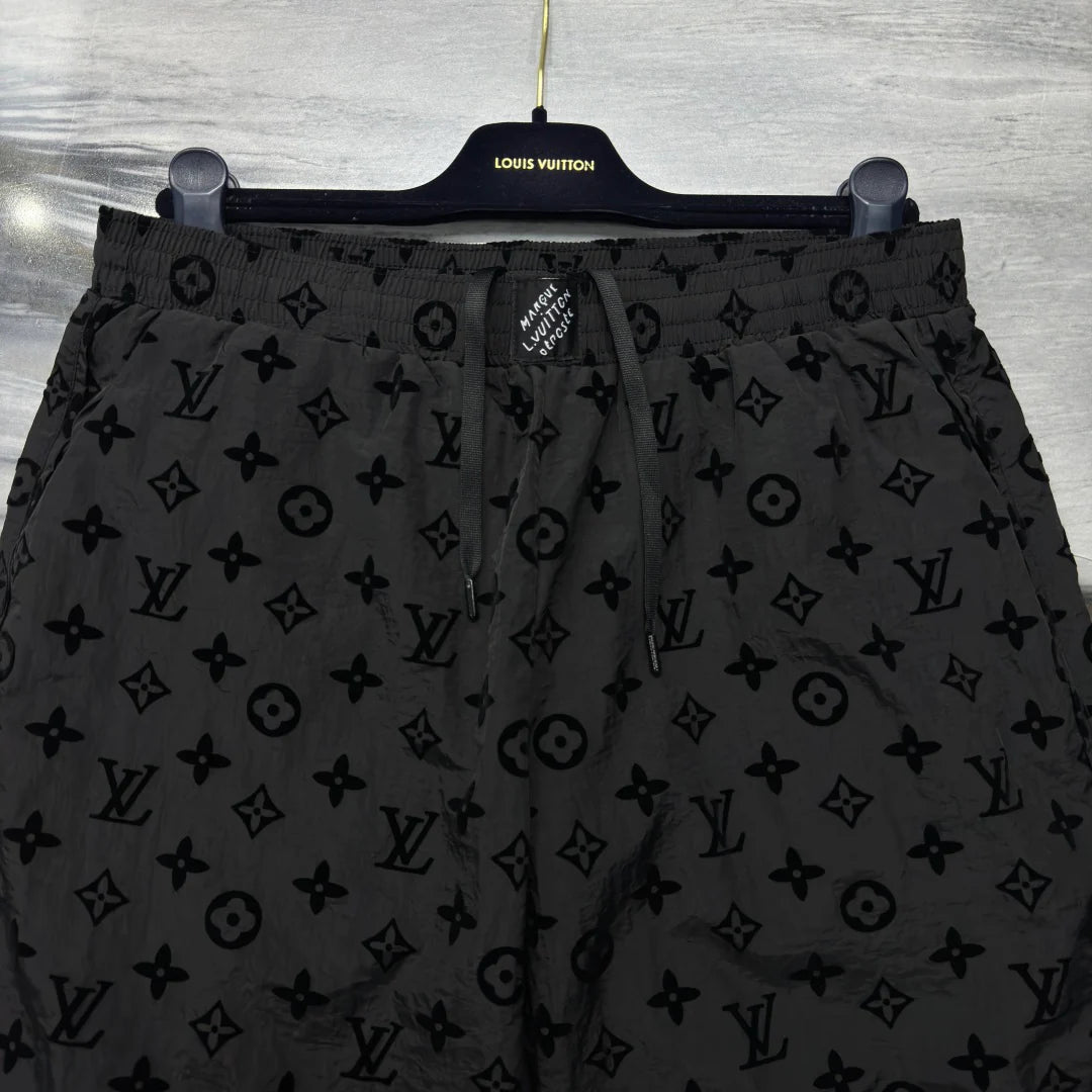 LV SHORTS
