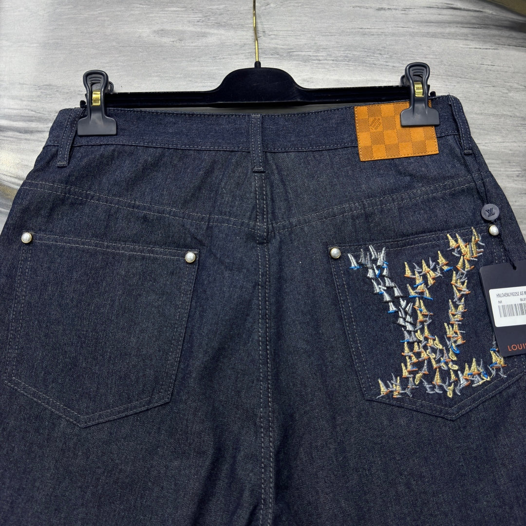 LV SHORTS