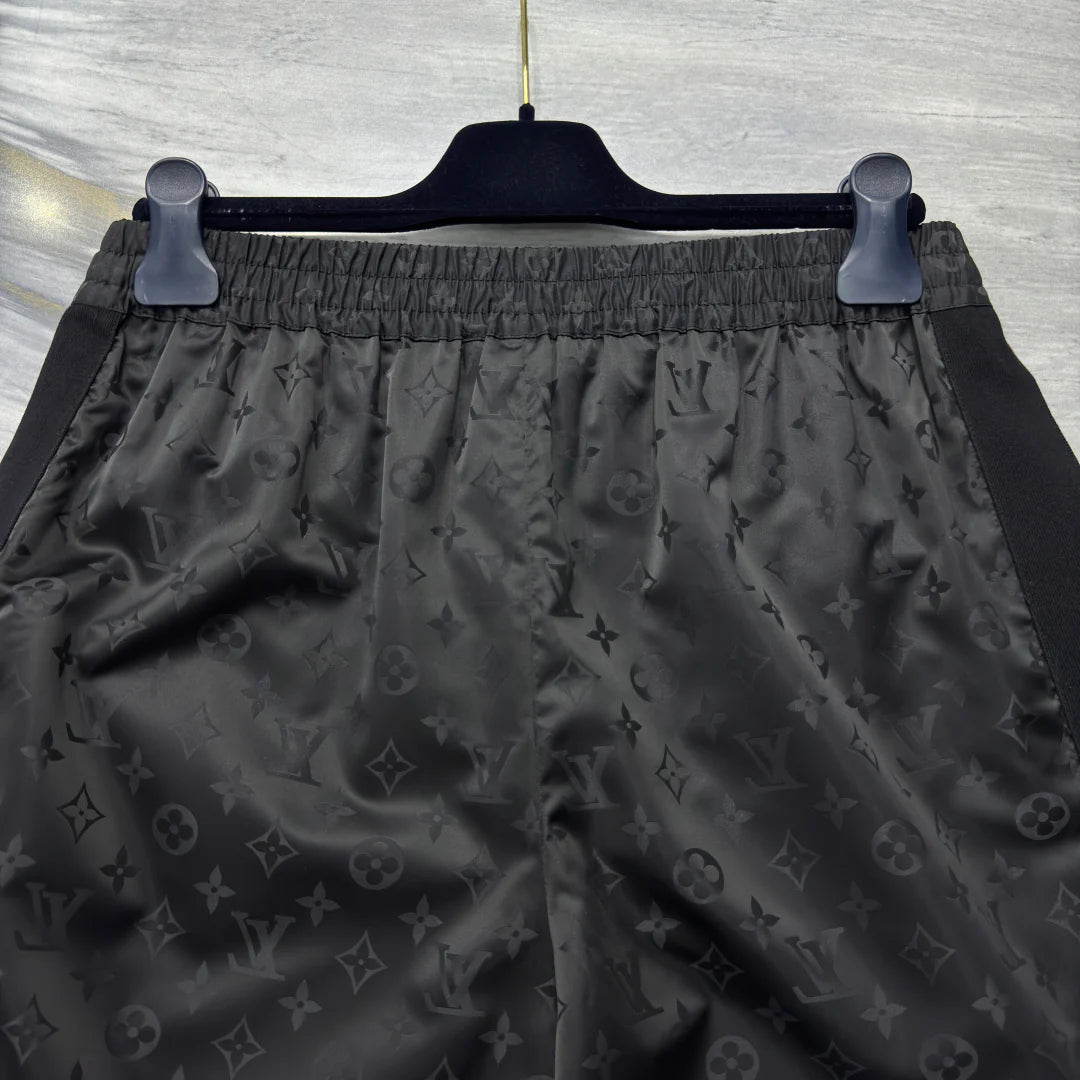 LV SHORTS