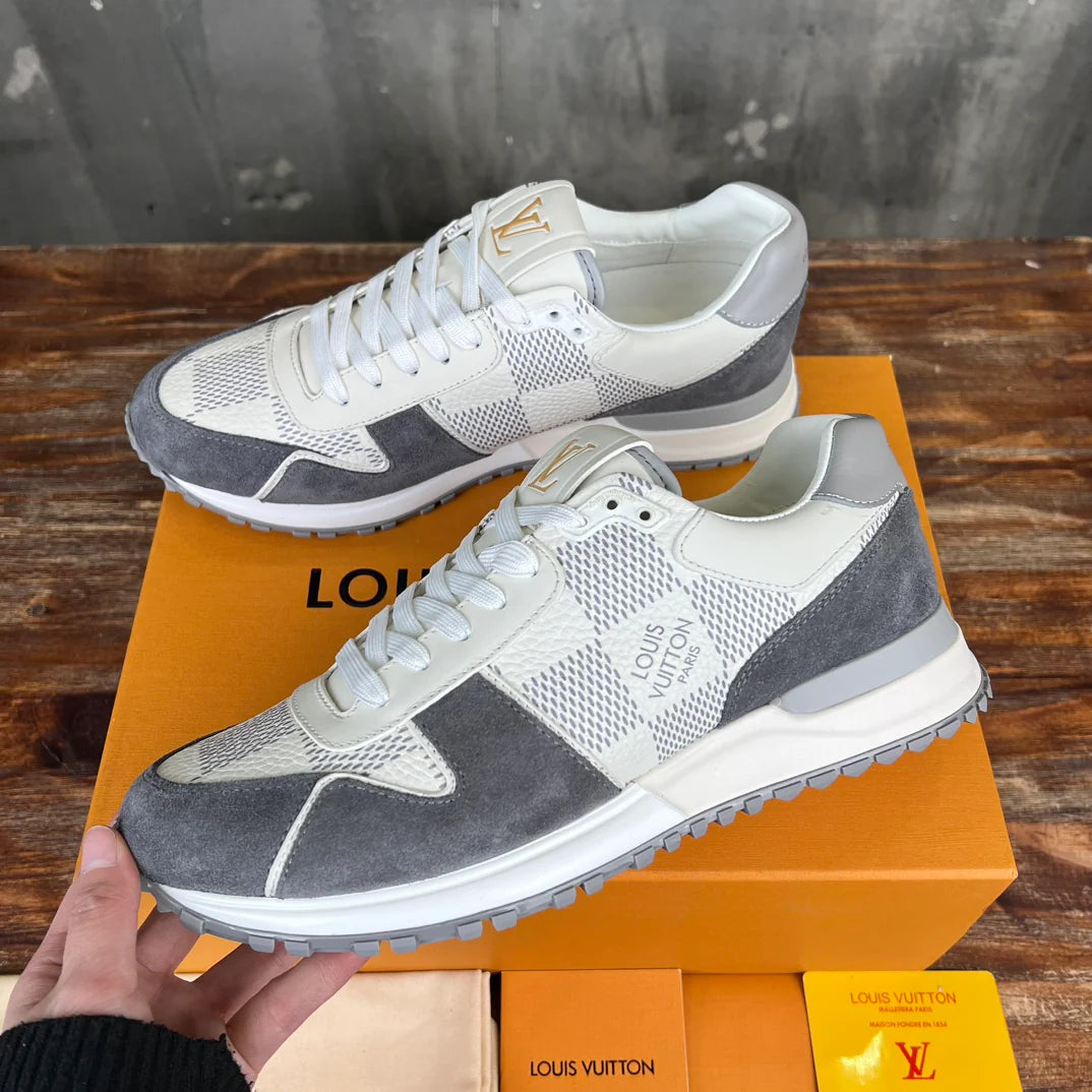 LV SNEAKER