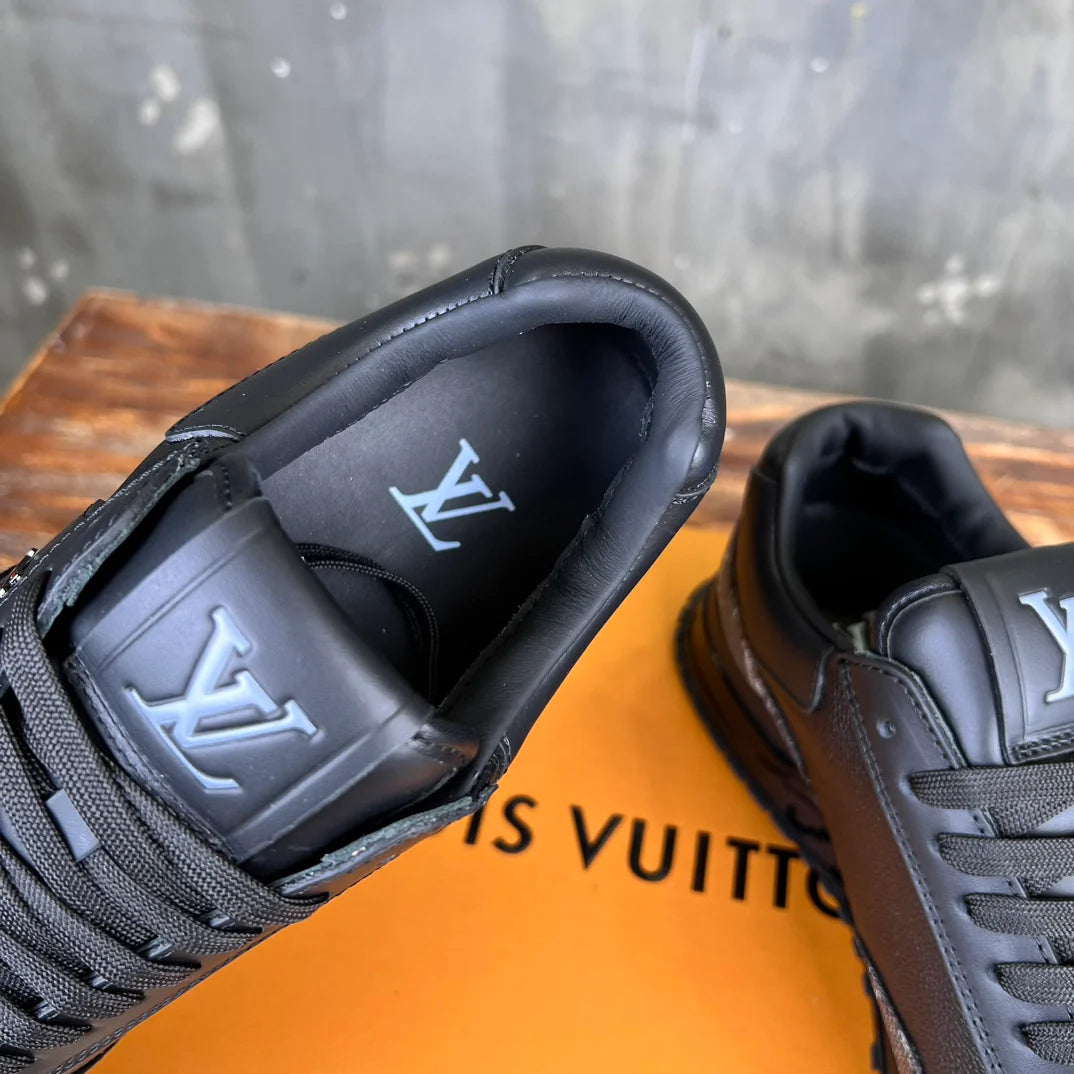 LV SNEAKER