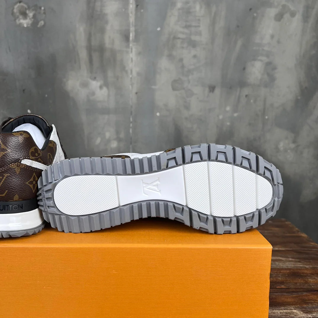 LV SNEAKER