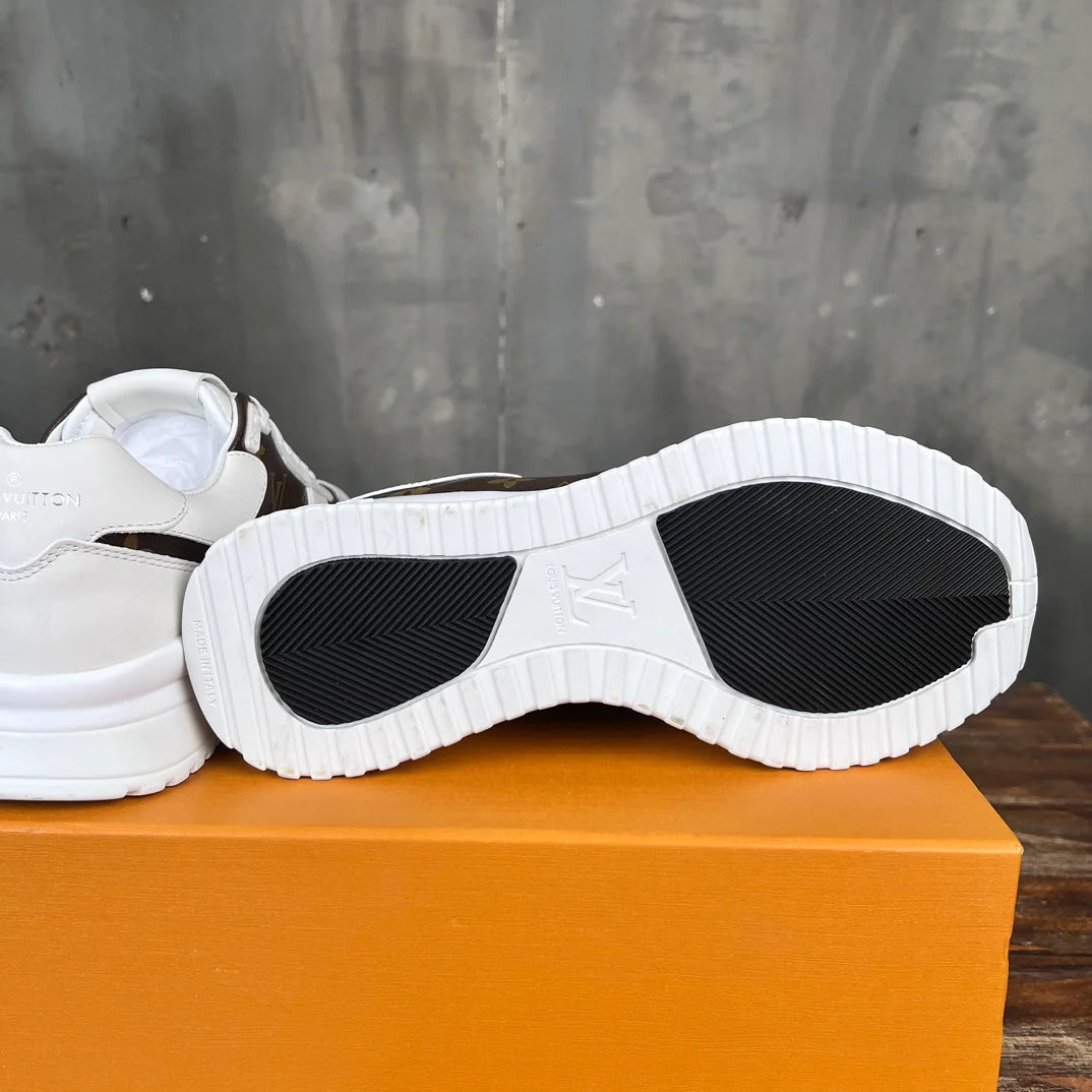 LV SNEAKER