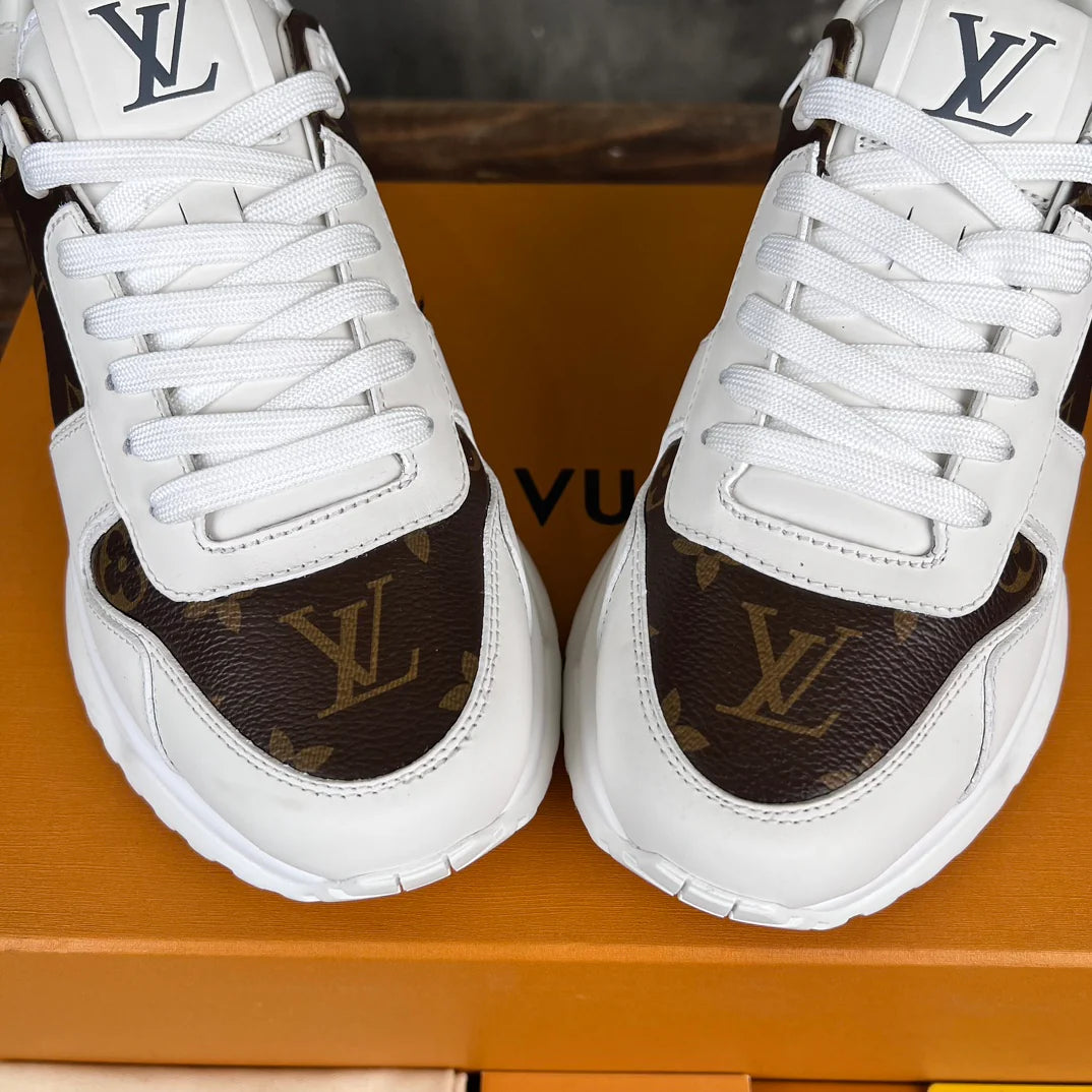 LV SNEAKER