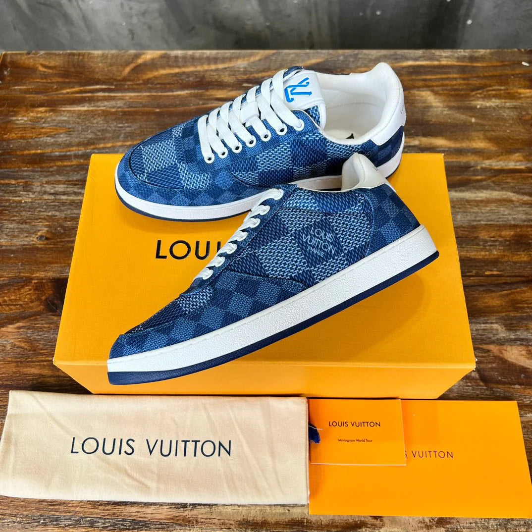 LV SNEAKER