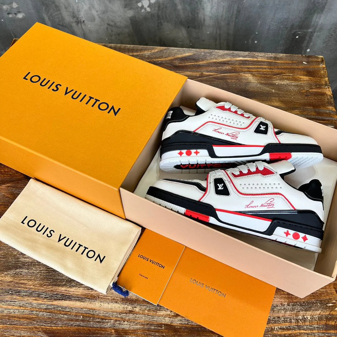 LV SNEAKER