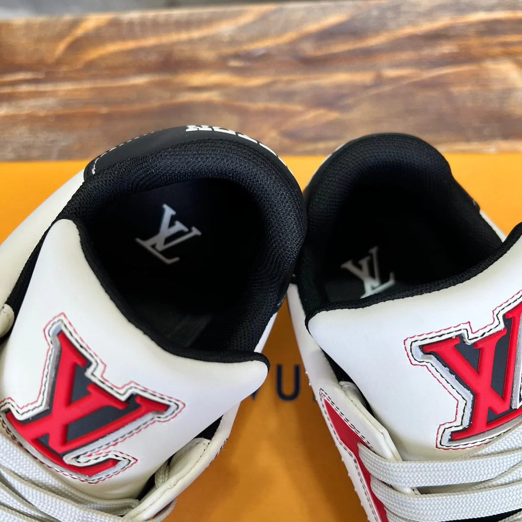 LV SNEAKER