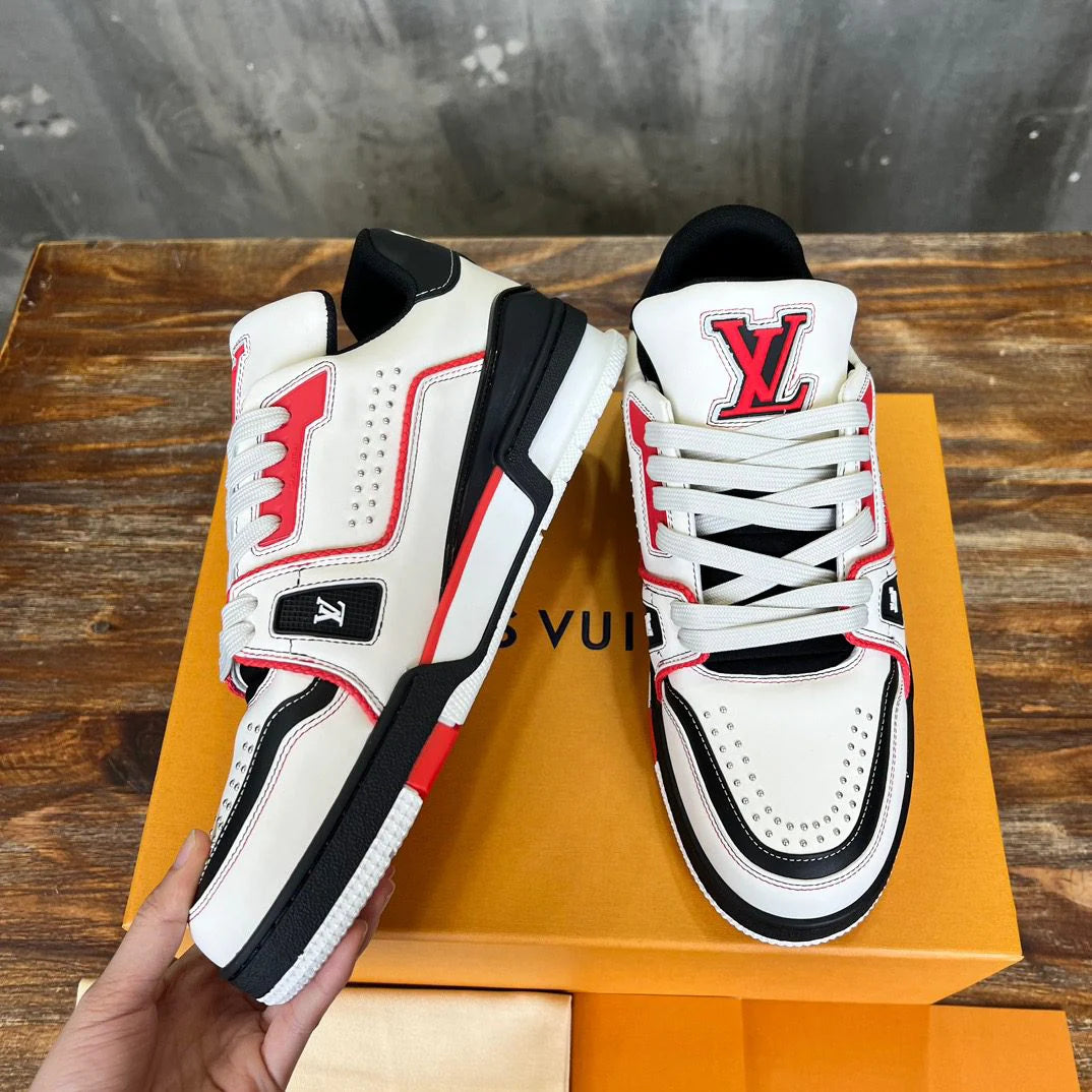 LV SNEAKER