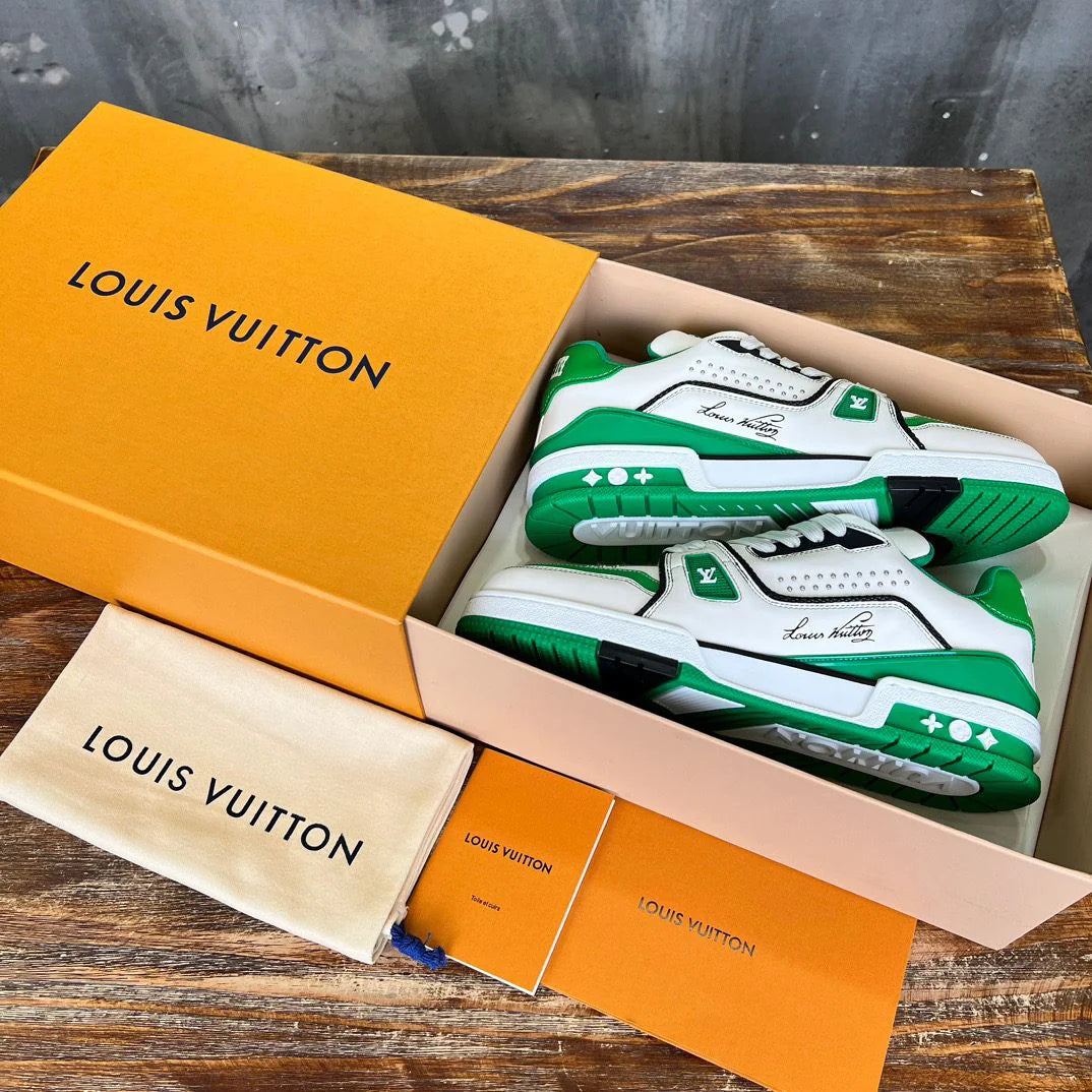 LV SNEAKER