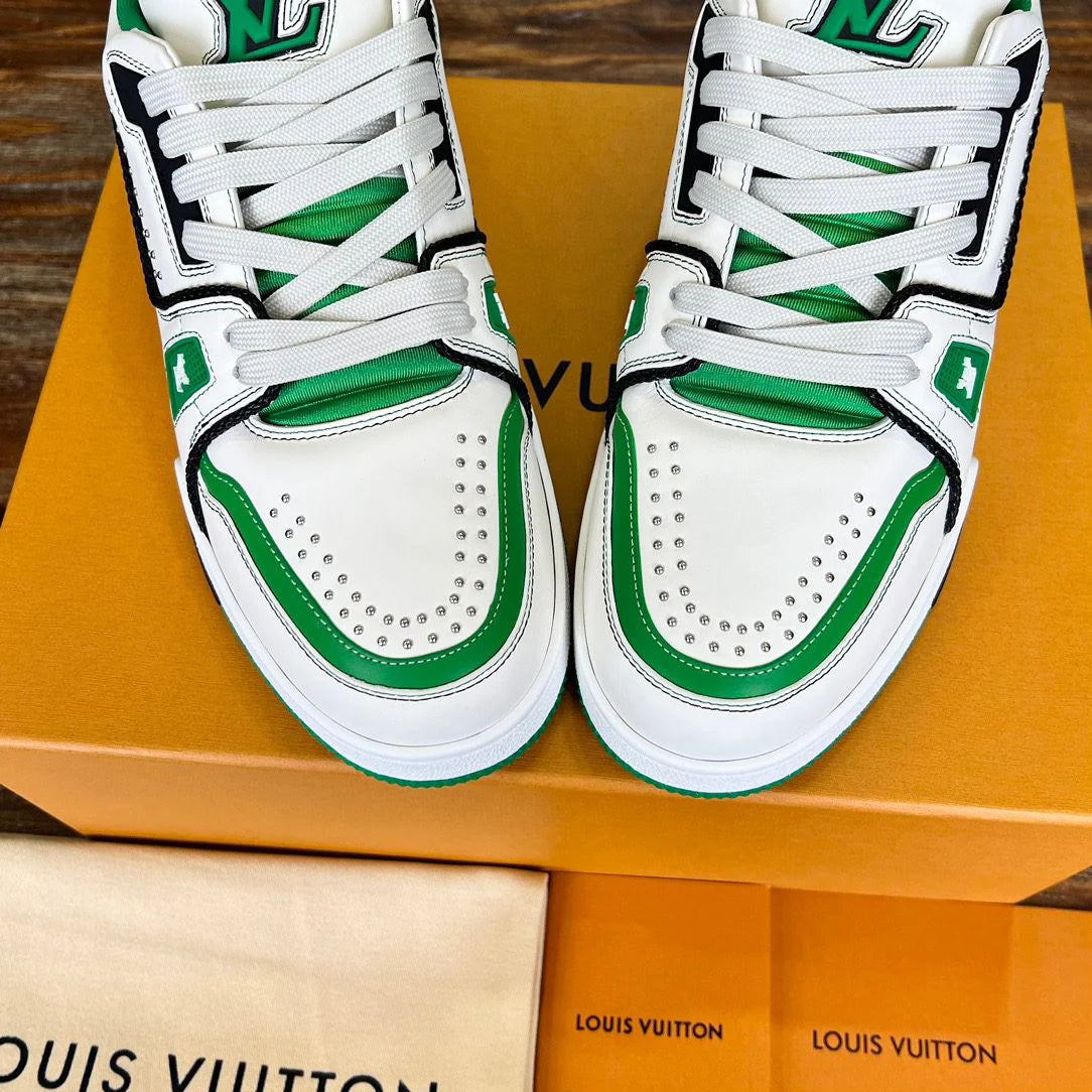 LV SNEAKER