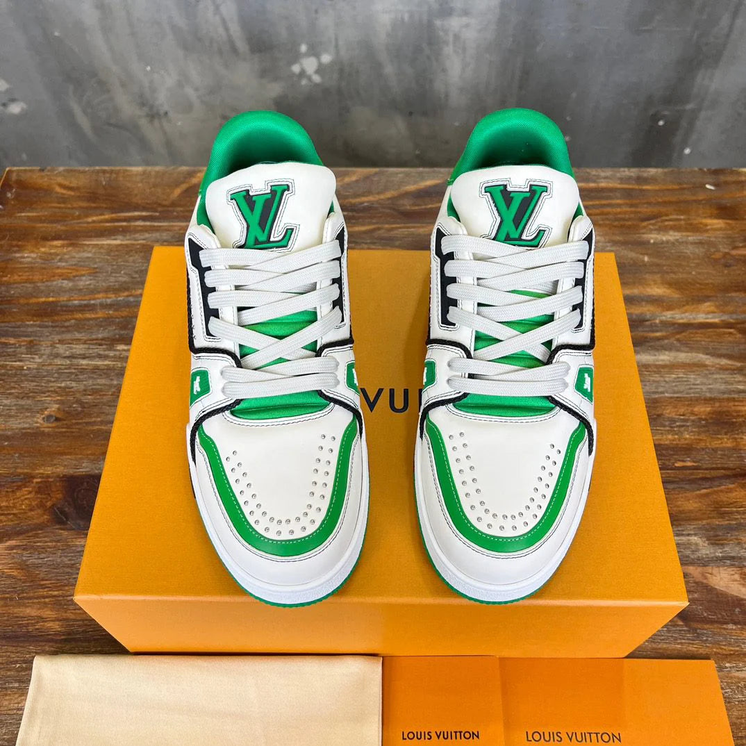 LV SNEAKER