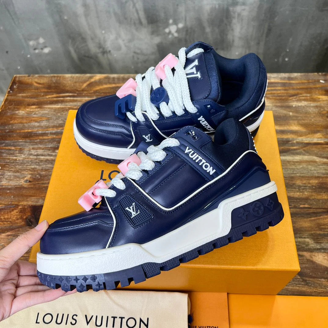 LV SNEAKER