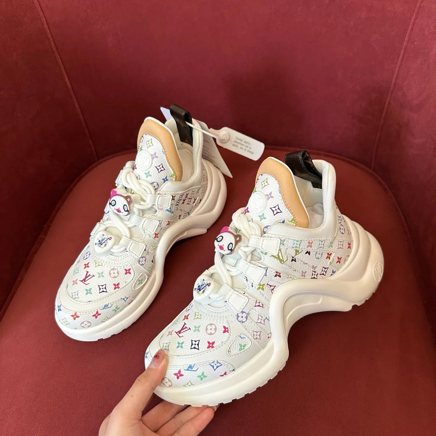 LV SNEAKER