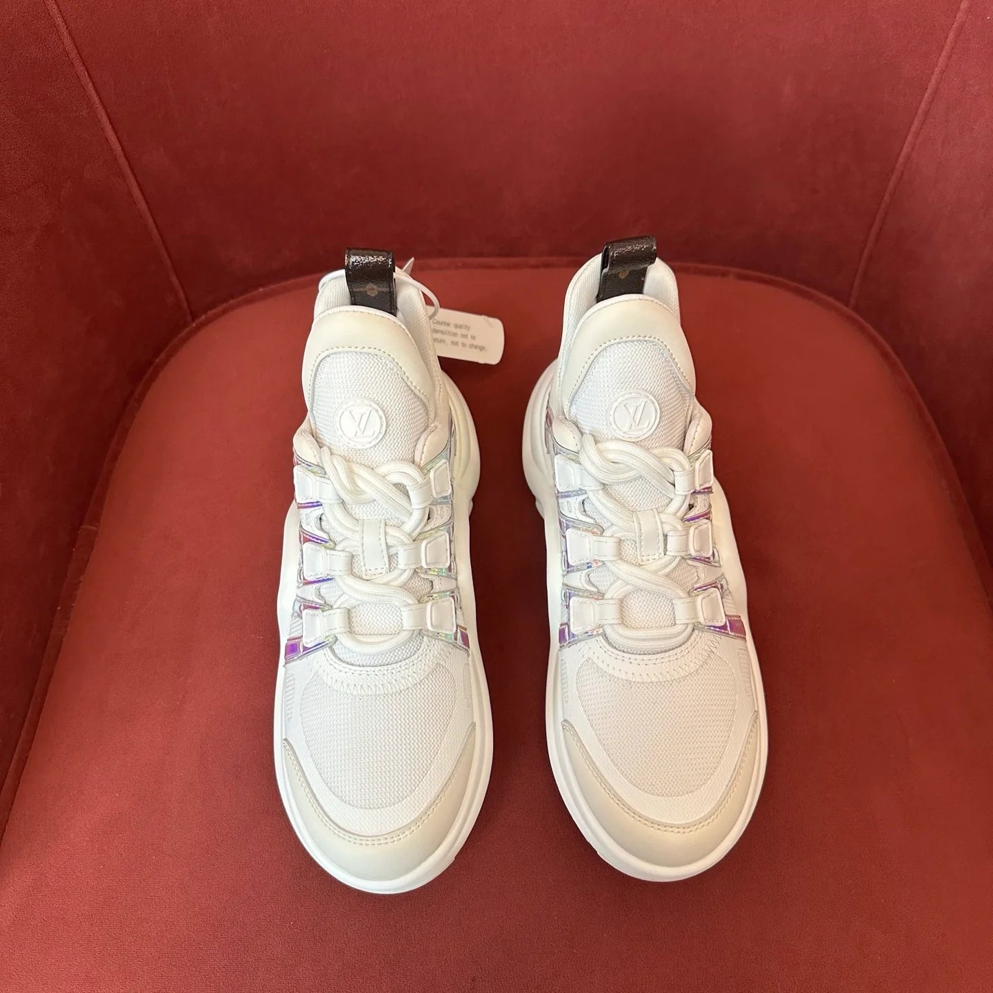 LV SNEAKER